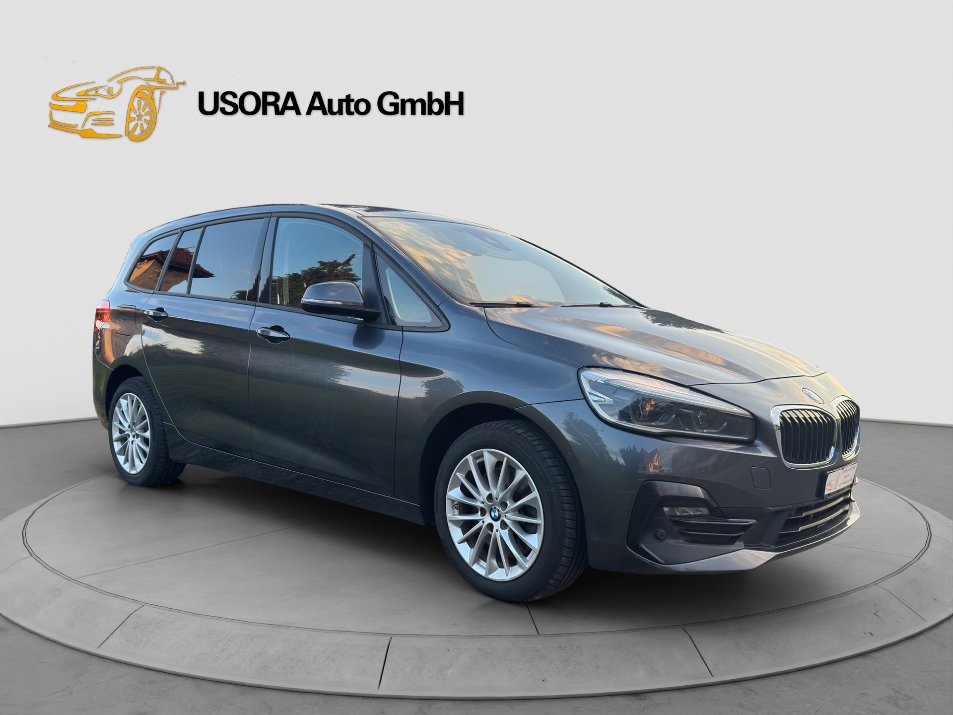 BMW 218 Gran Tourer-image-2