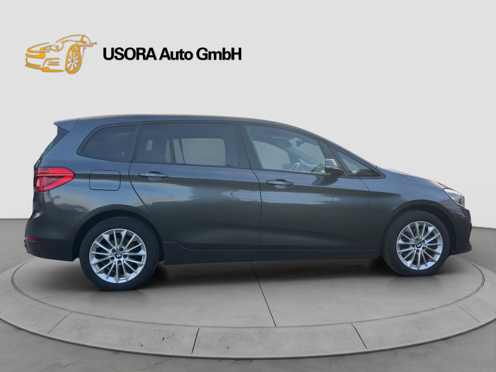 BMW 218 Gran Tourer-image-6