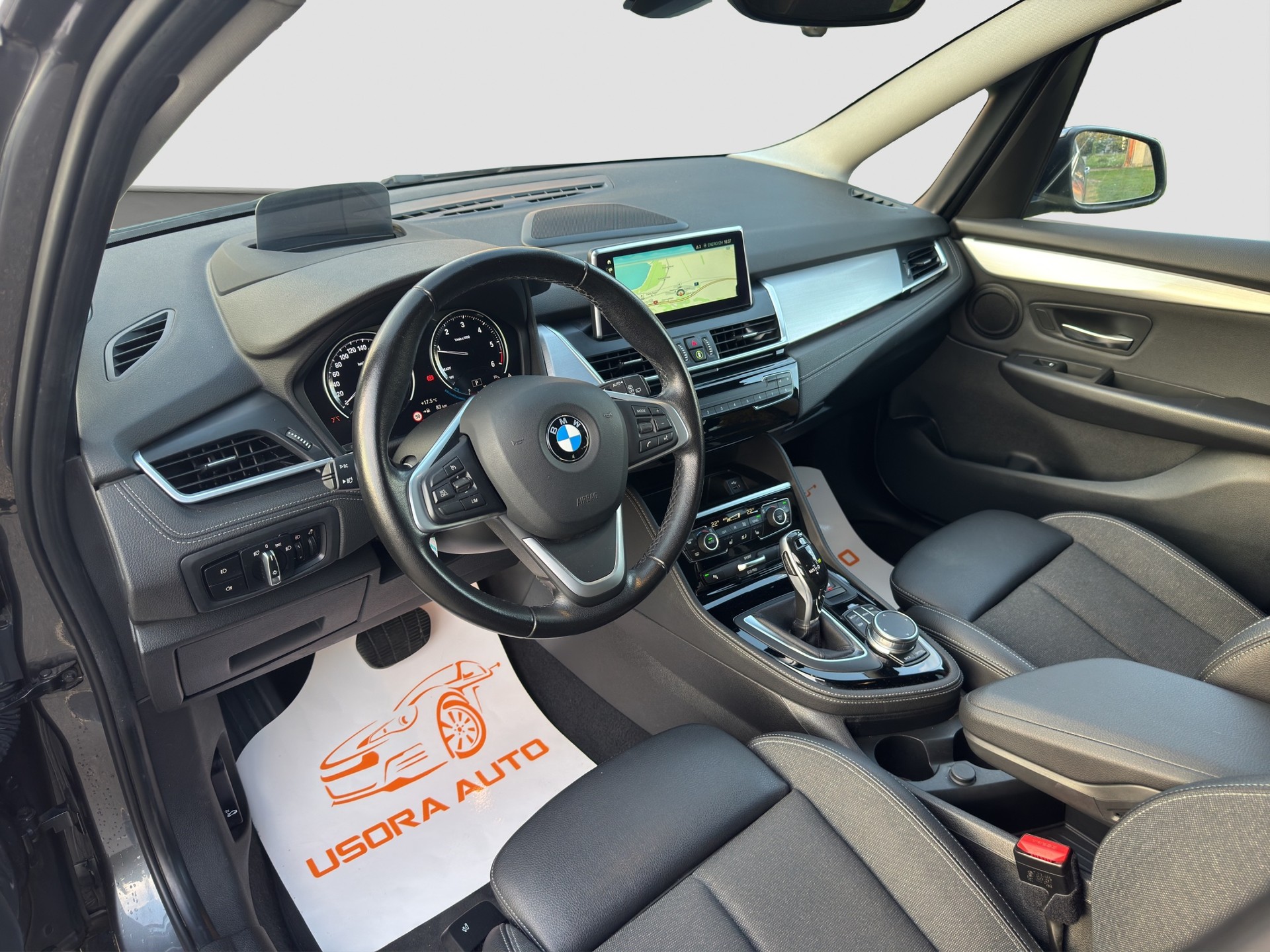 BMW 218 Gran Tourer-image-10