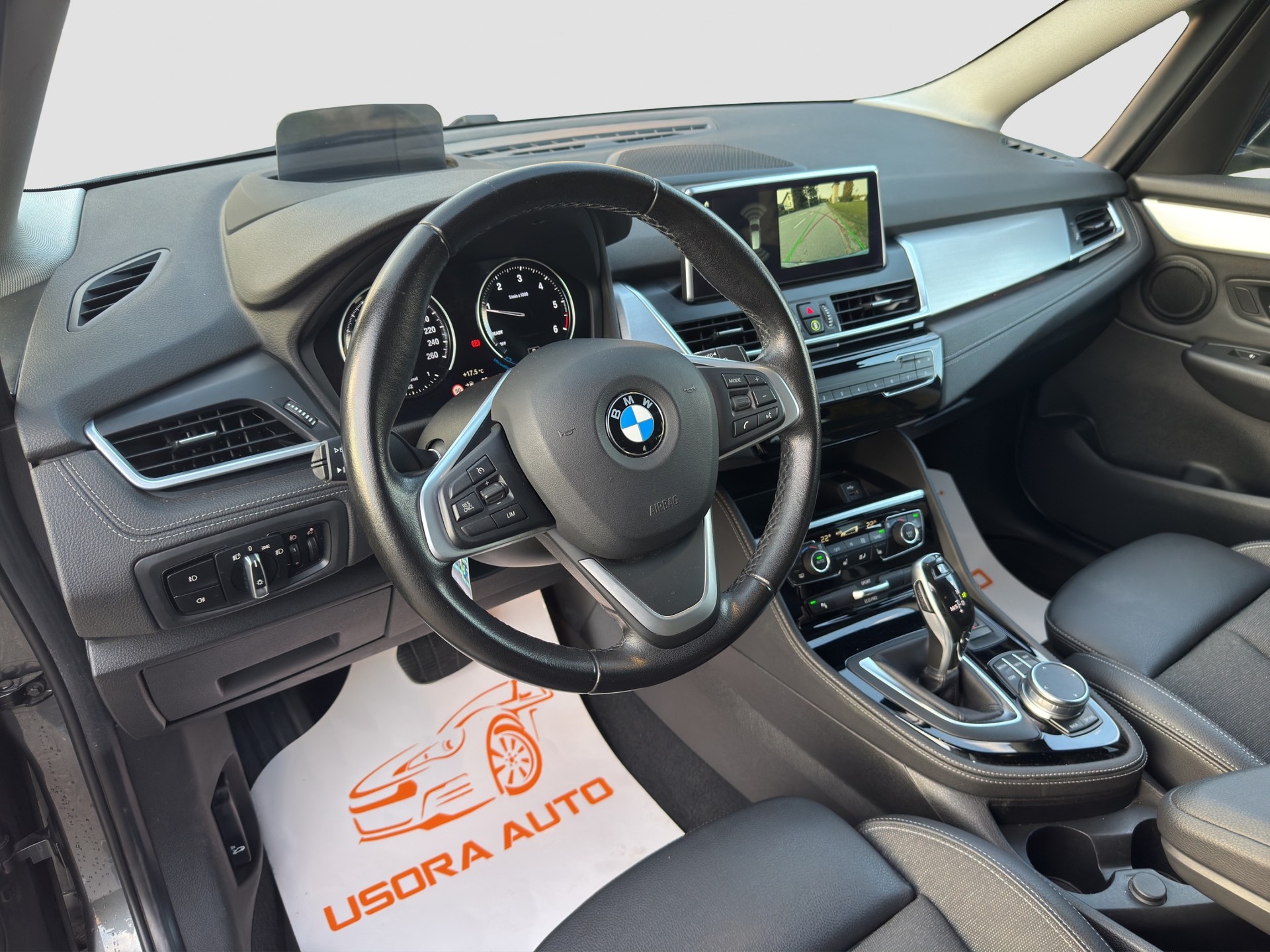 BMW 218 Gran Tourer-image-13