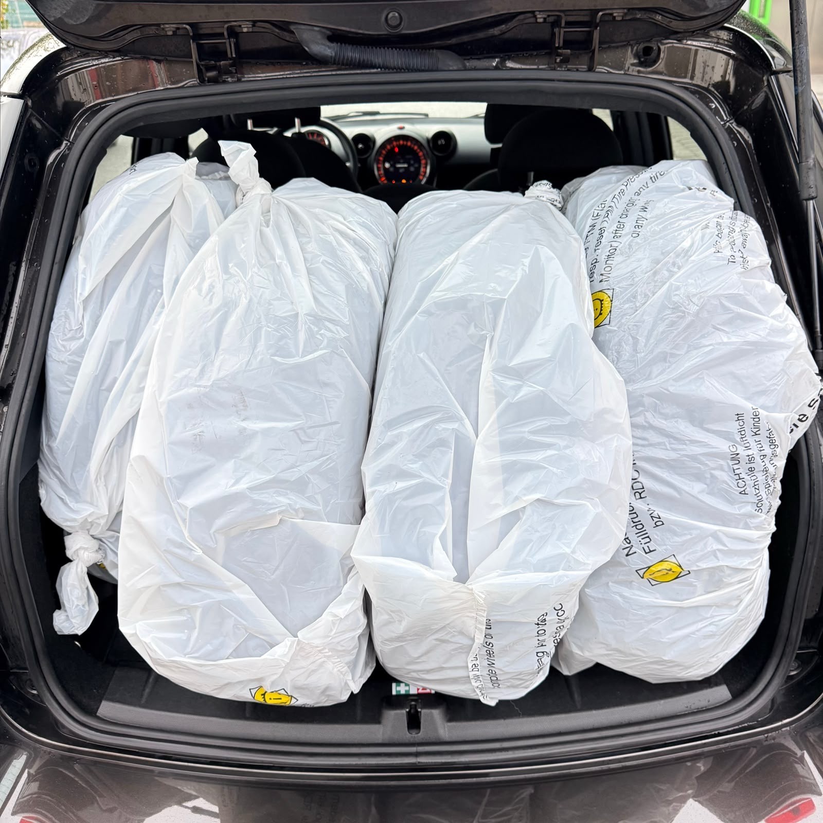MINI Countryman Cooper D ALL4 Snowhill-image-10