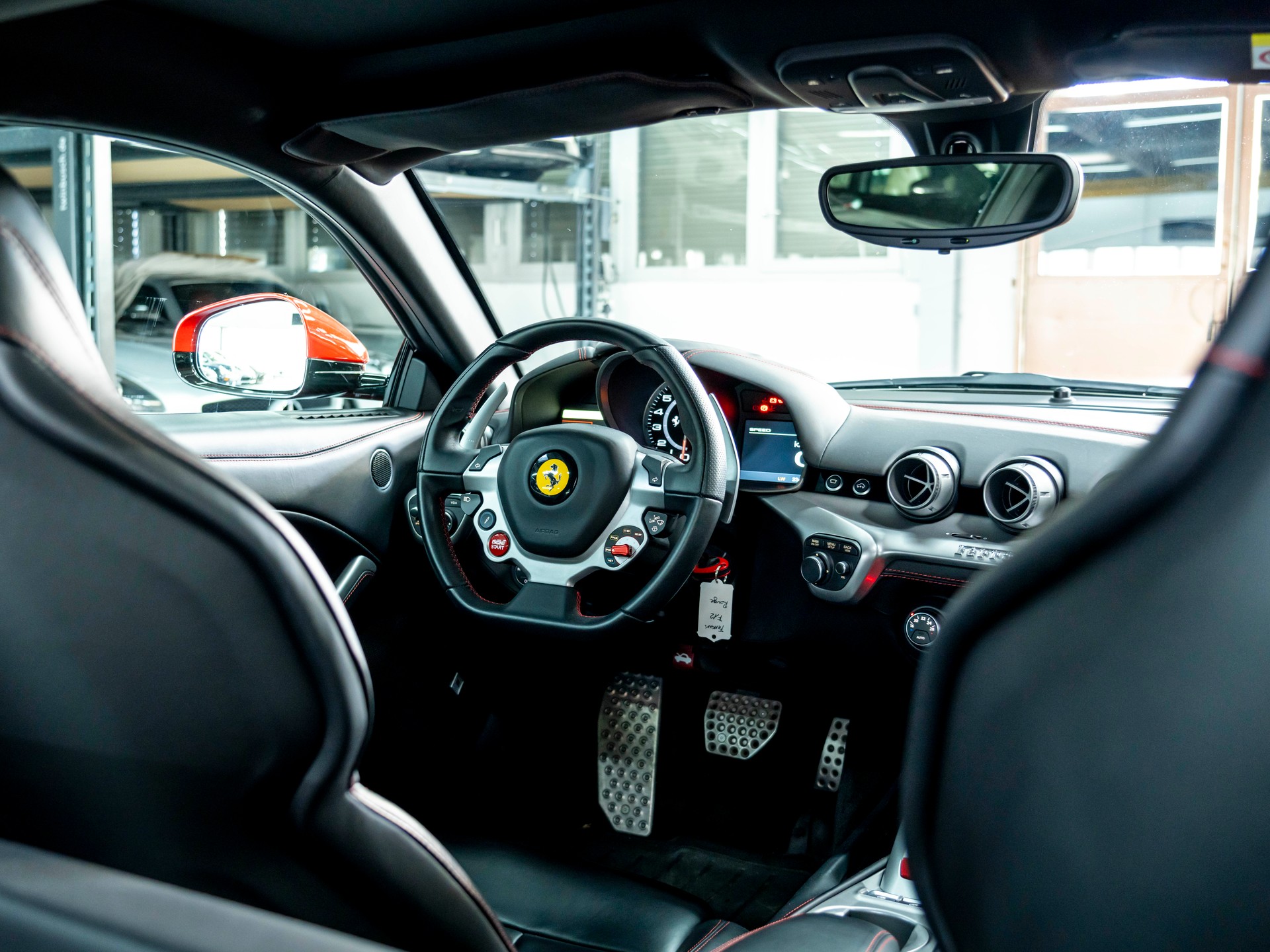 FERRARI F12 Berlinetta-image-6