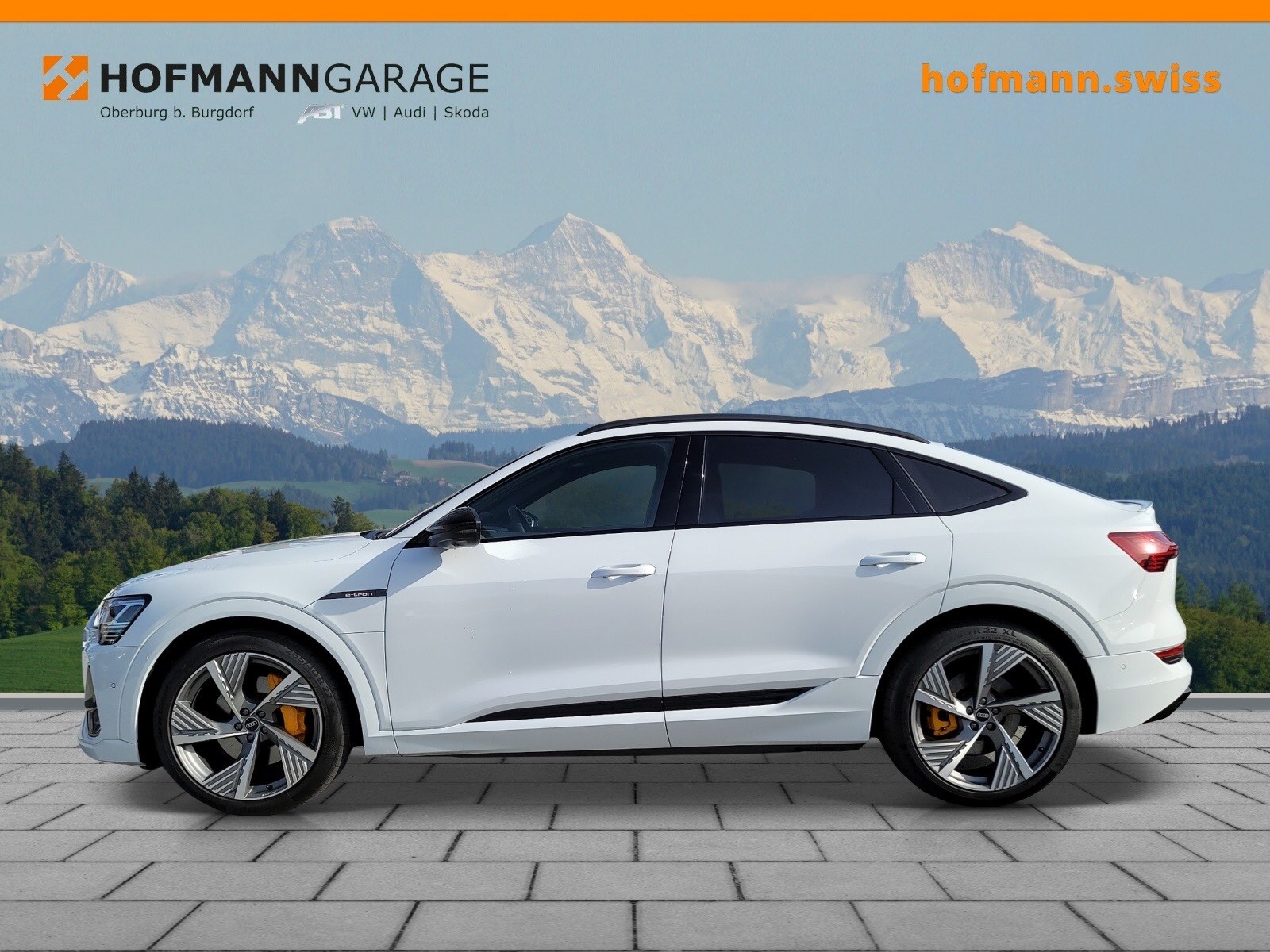 AUDI e-tron 55 Sportback S Line quattro-image-1