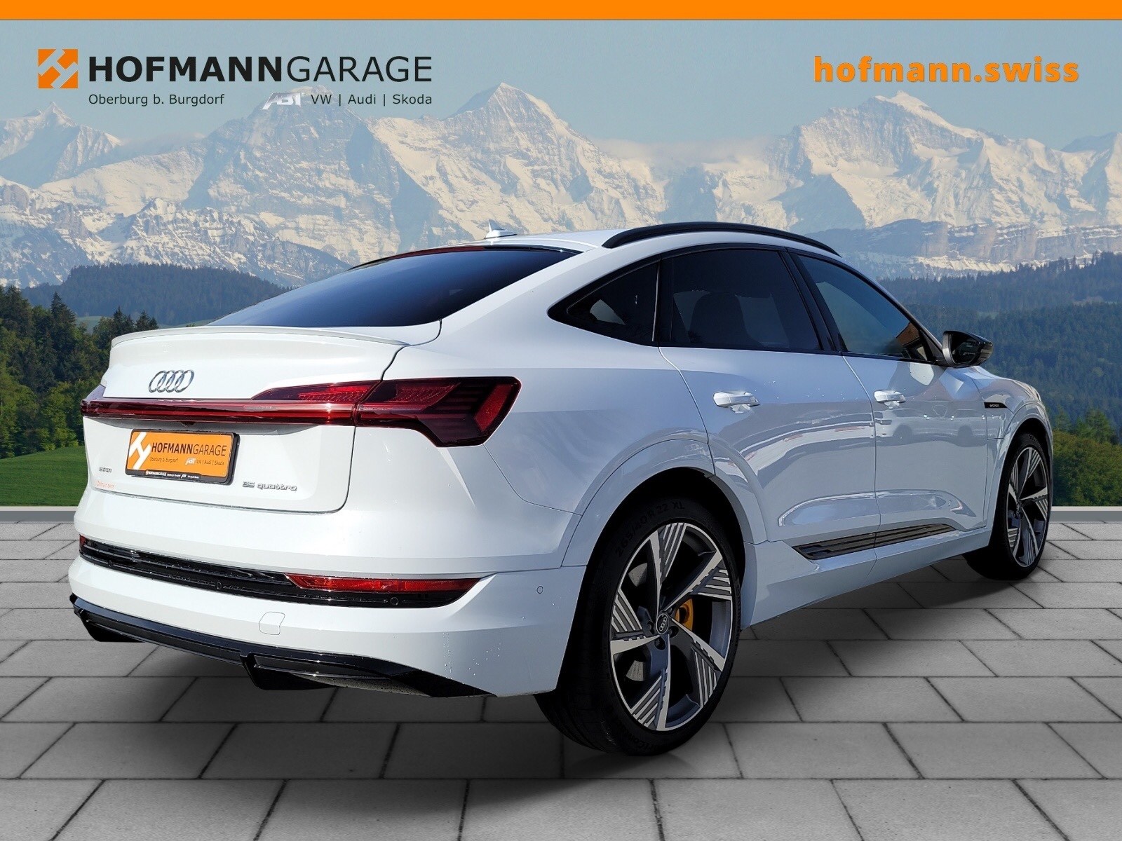AUDI e-tron 55 Sportback S Line quattro-image-5