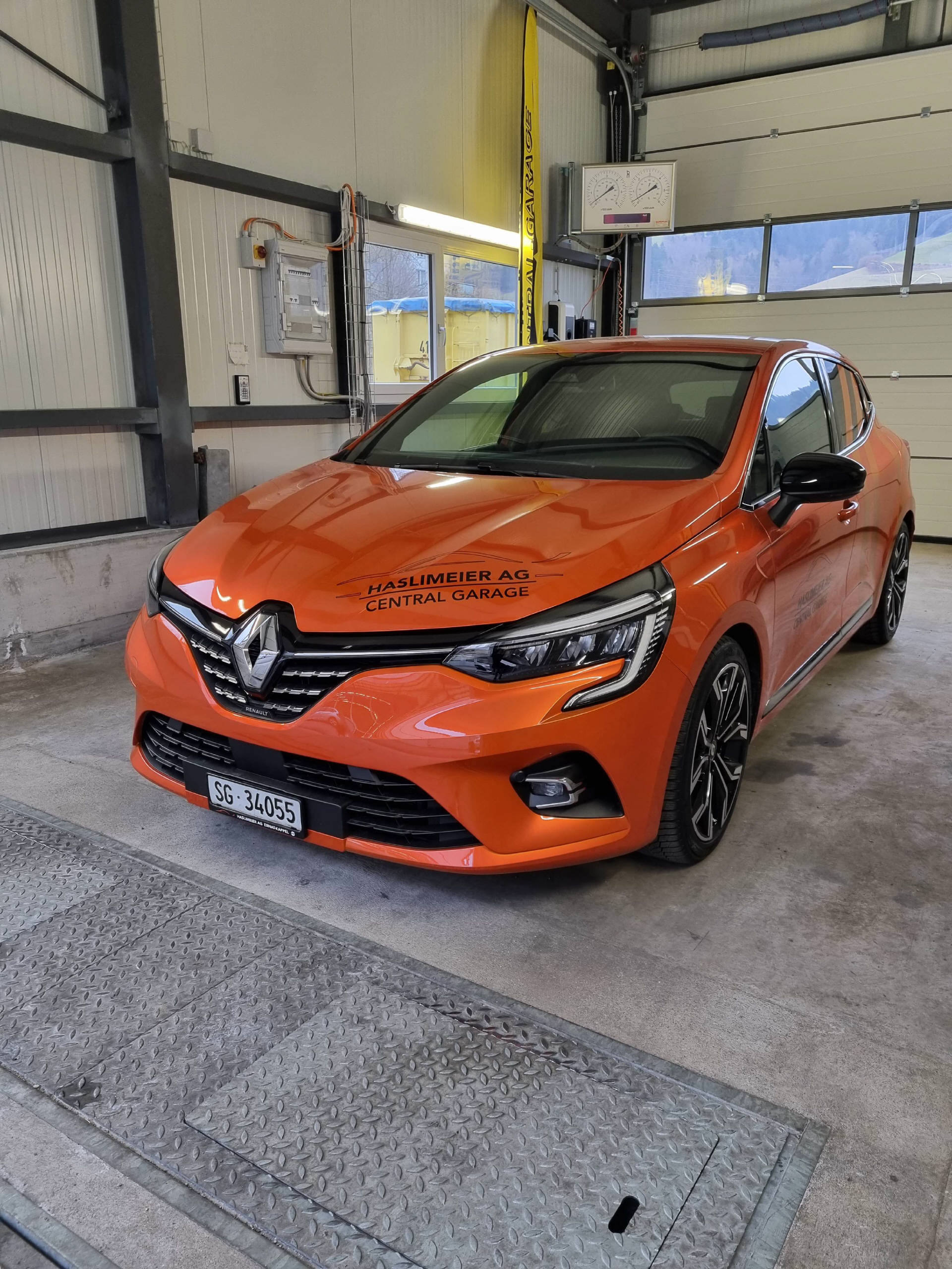 Car photo
