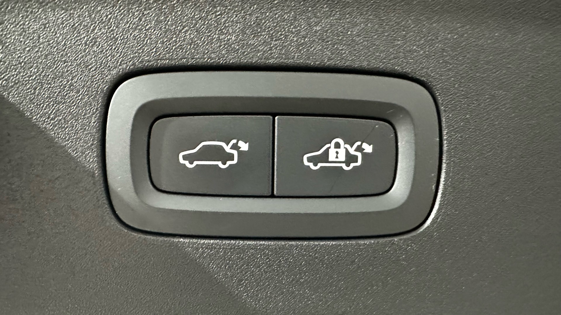 POLESTAR 2 Standard Range Single Motor-image-15