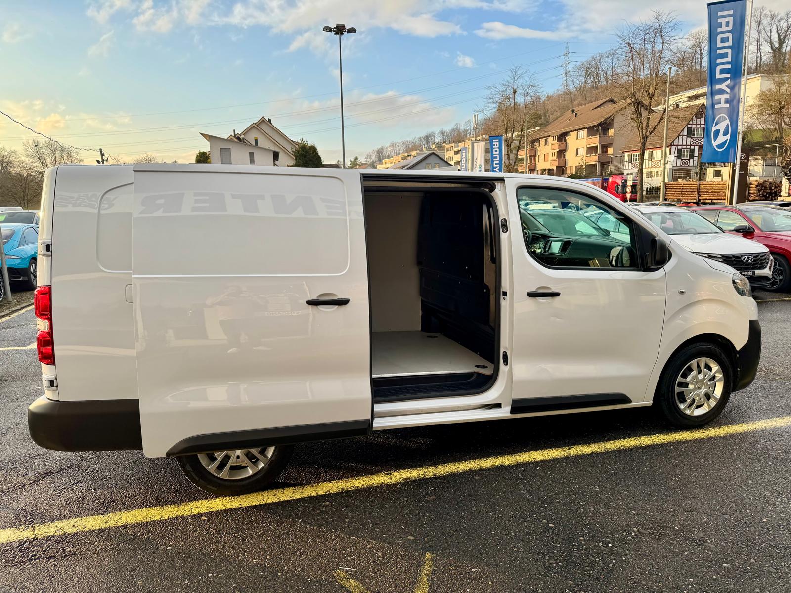 CITROEN Jumpy HDi140 XL 2.0 L2 AT-image-8
