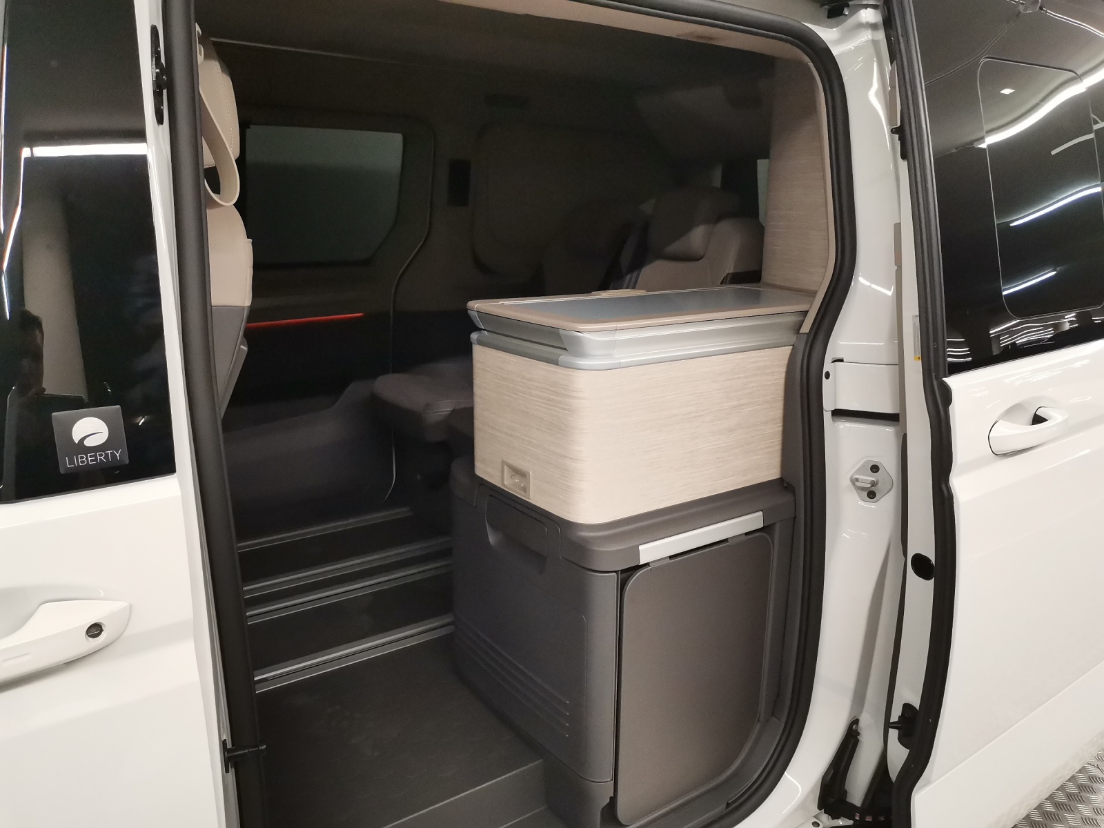 VW T7 California 2.0 TDI Ocean DSG-image-13