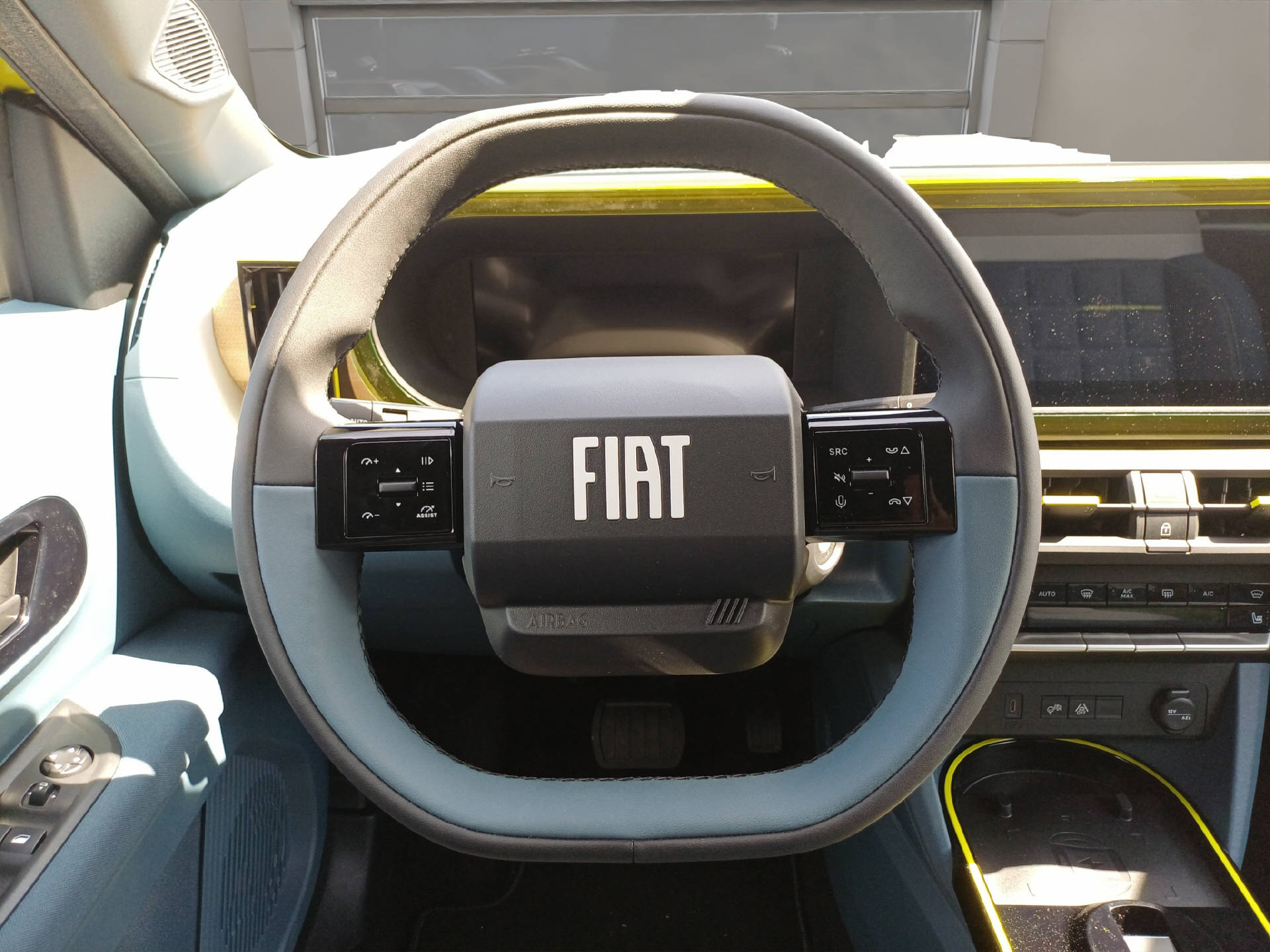 FIAT Grande Panda La Prima-image-7