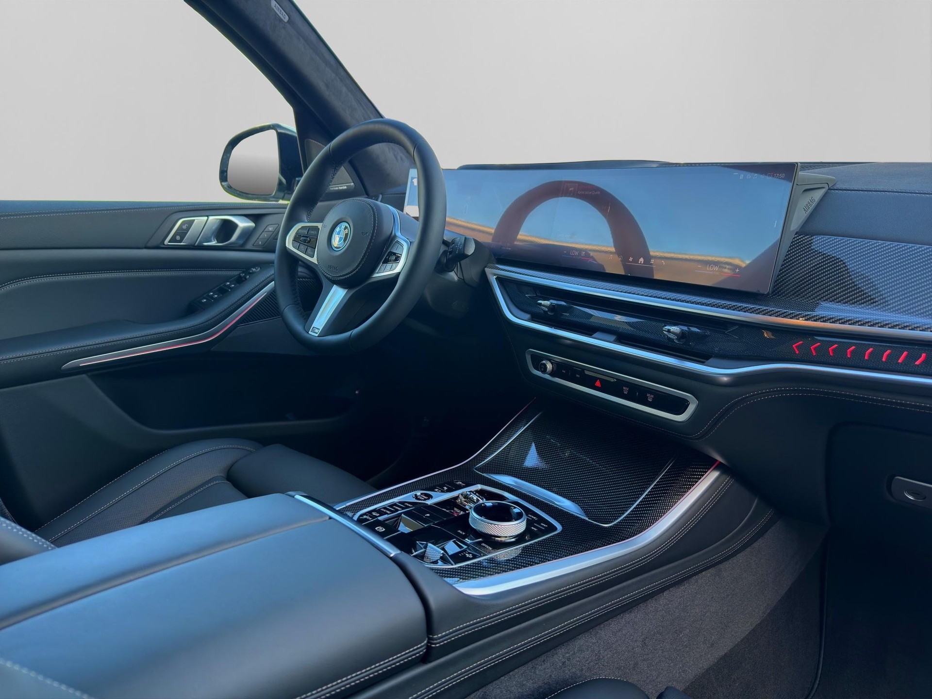 BMW X5 50e xDrive M Sport Pro-image-12