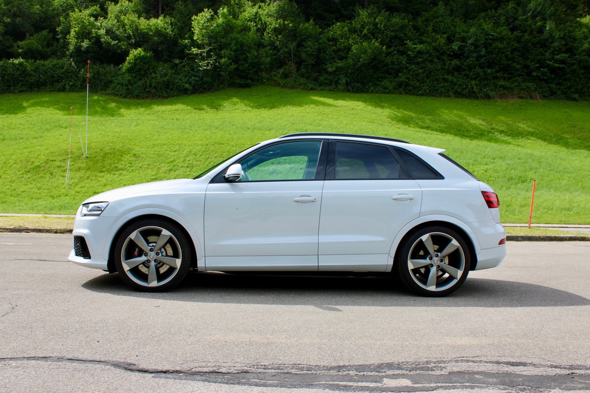 AUDI RS Q3 2.5 TFSI quattro S-tronic-image-7