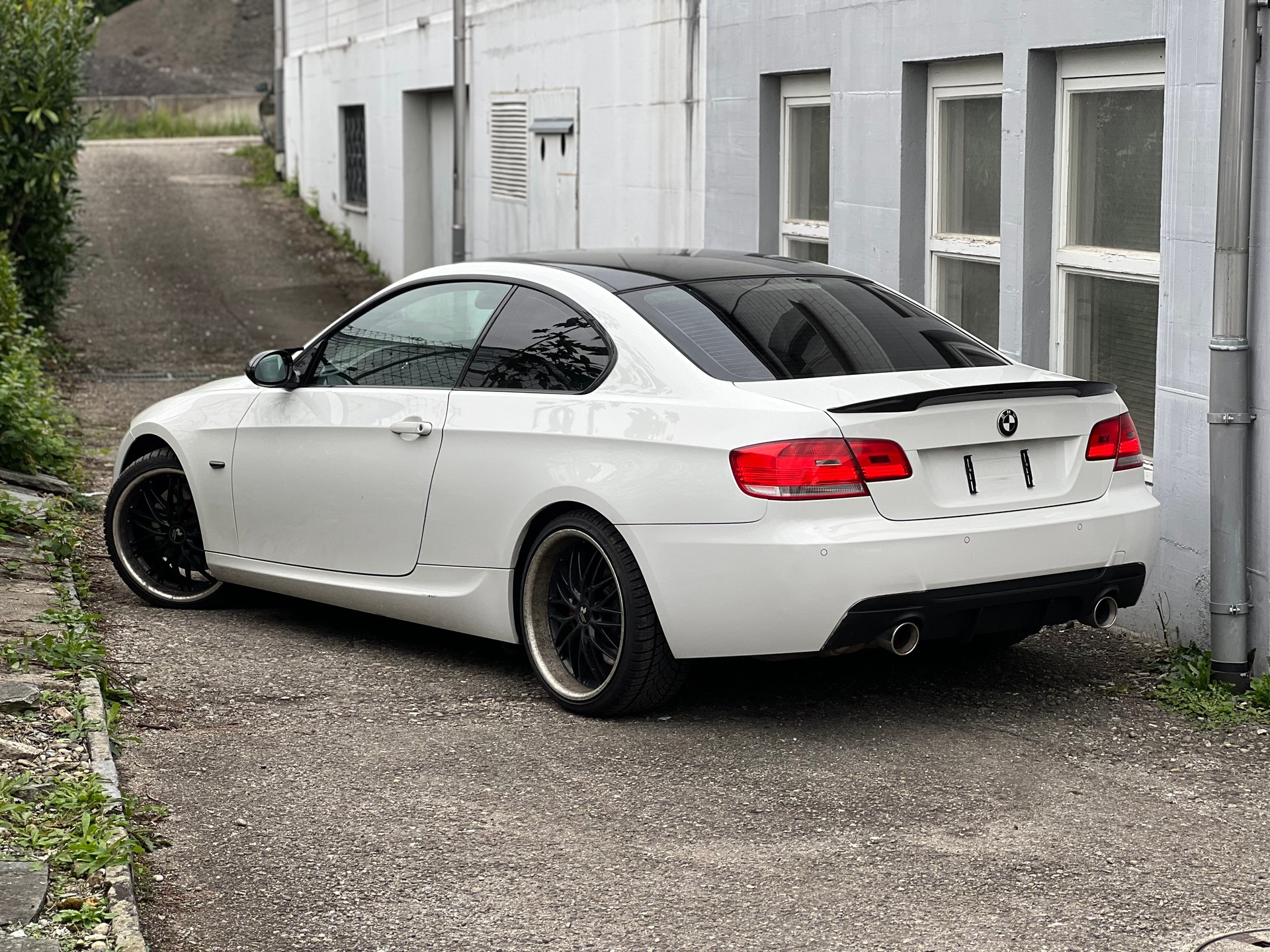 BMW 330d Coupé Steptronic-image-2