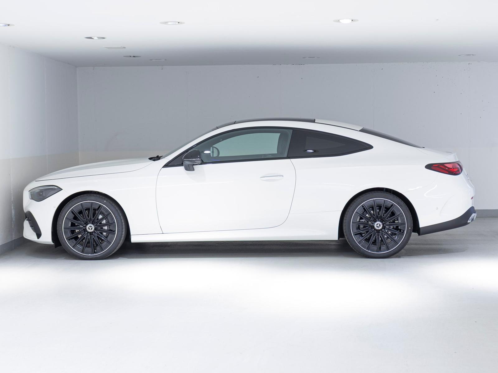 MERCEDES-BENZ CLE 300 4MATIC Coupé-image-4