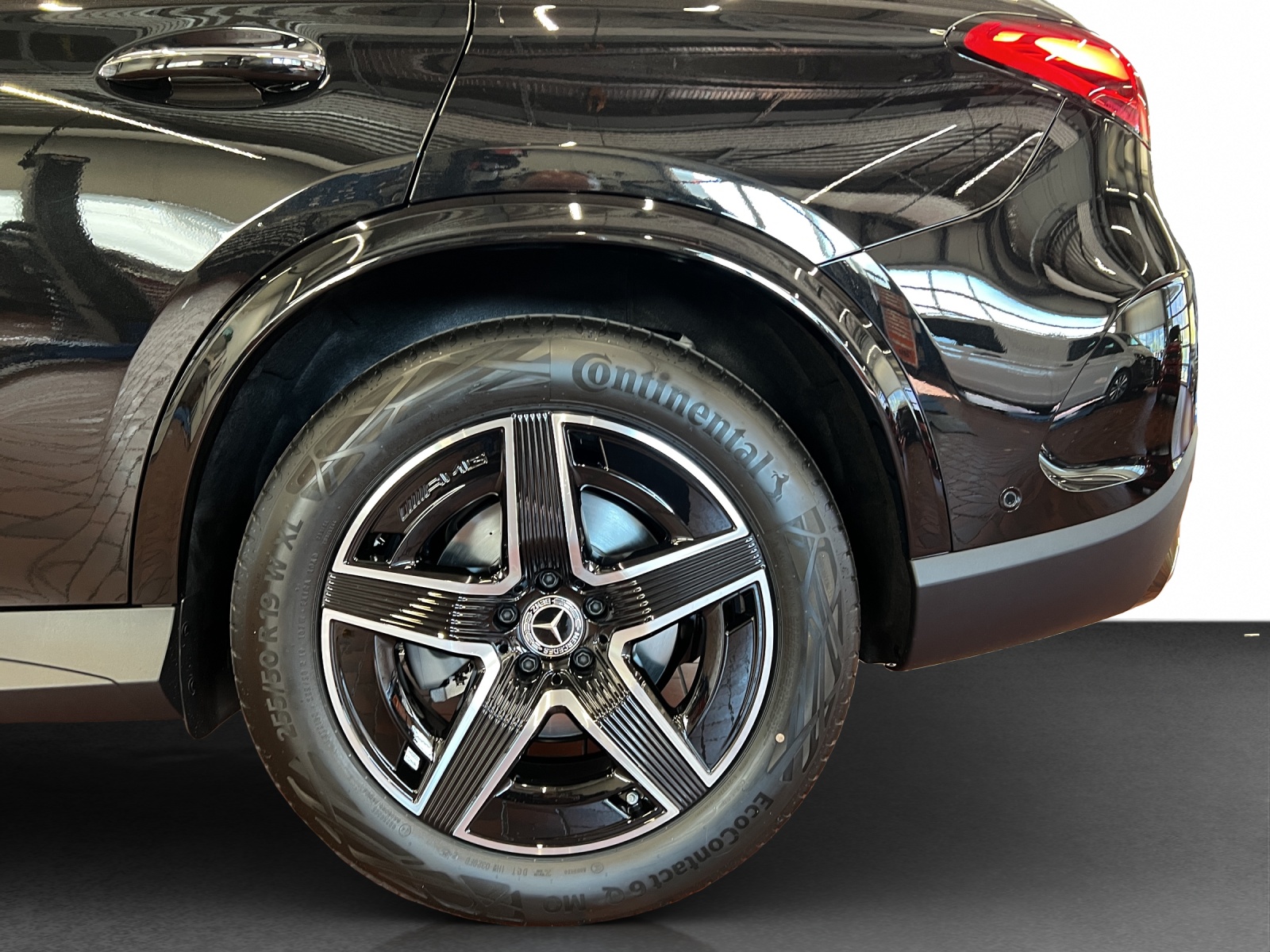 MERCEDES-BENZ GLC 200 4Matic 9G-Tronic-image-21