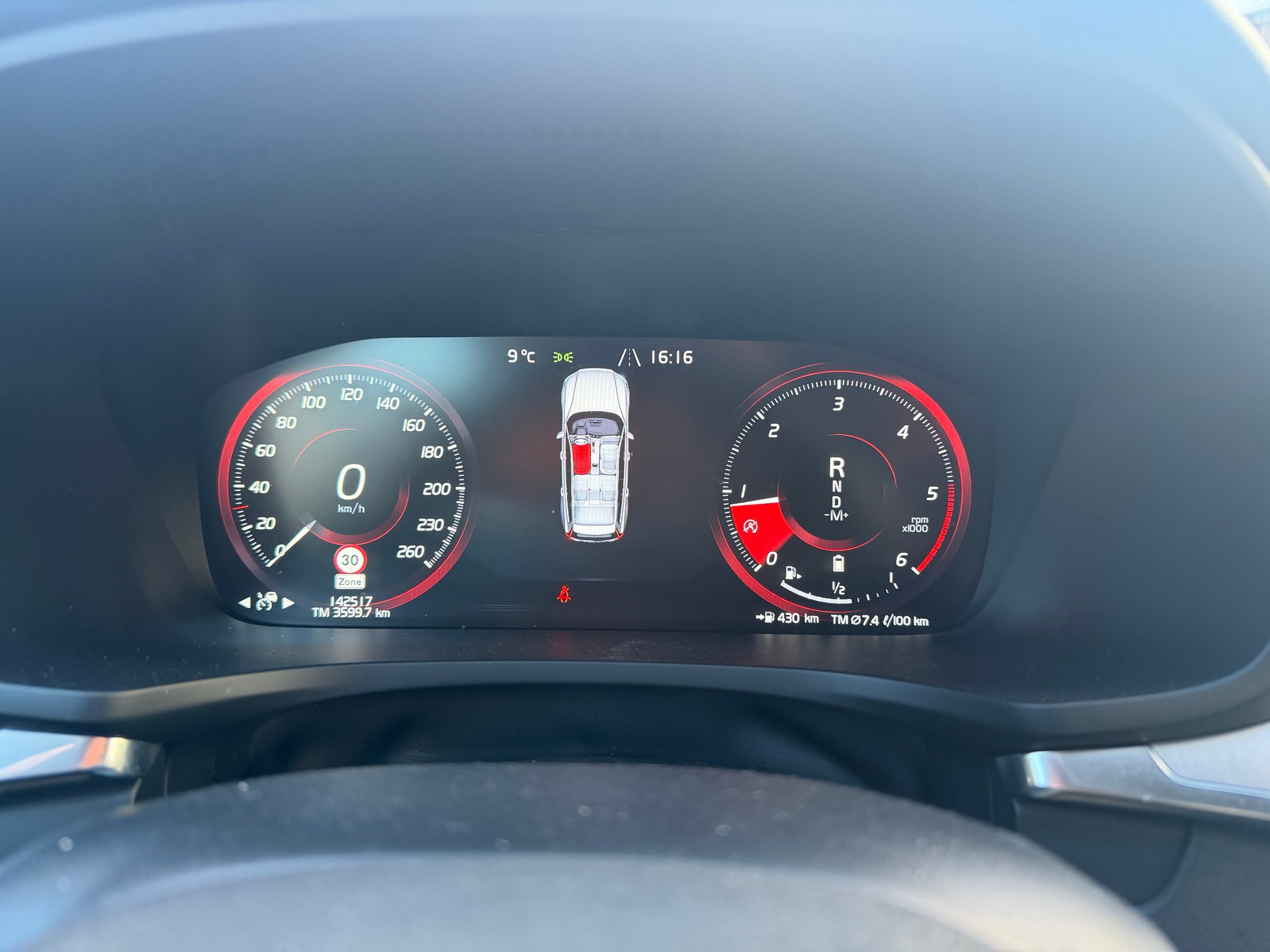 VOLVO V60 B4 Diesel Mild Hybrid Momentum Geartronic-image-11