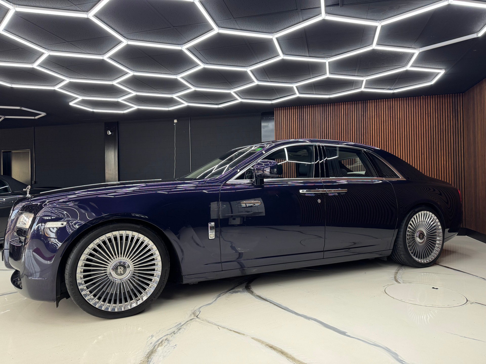 ROLLS-ROYCE GHOST-image-6