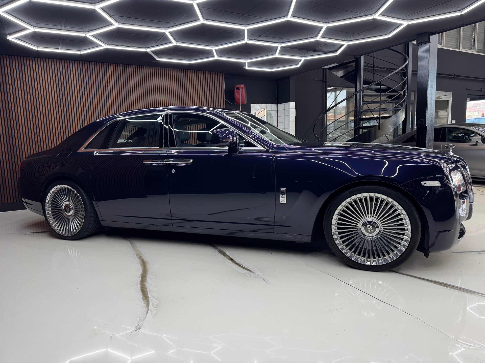ROLLS-ROYCE GHOST-image-5