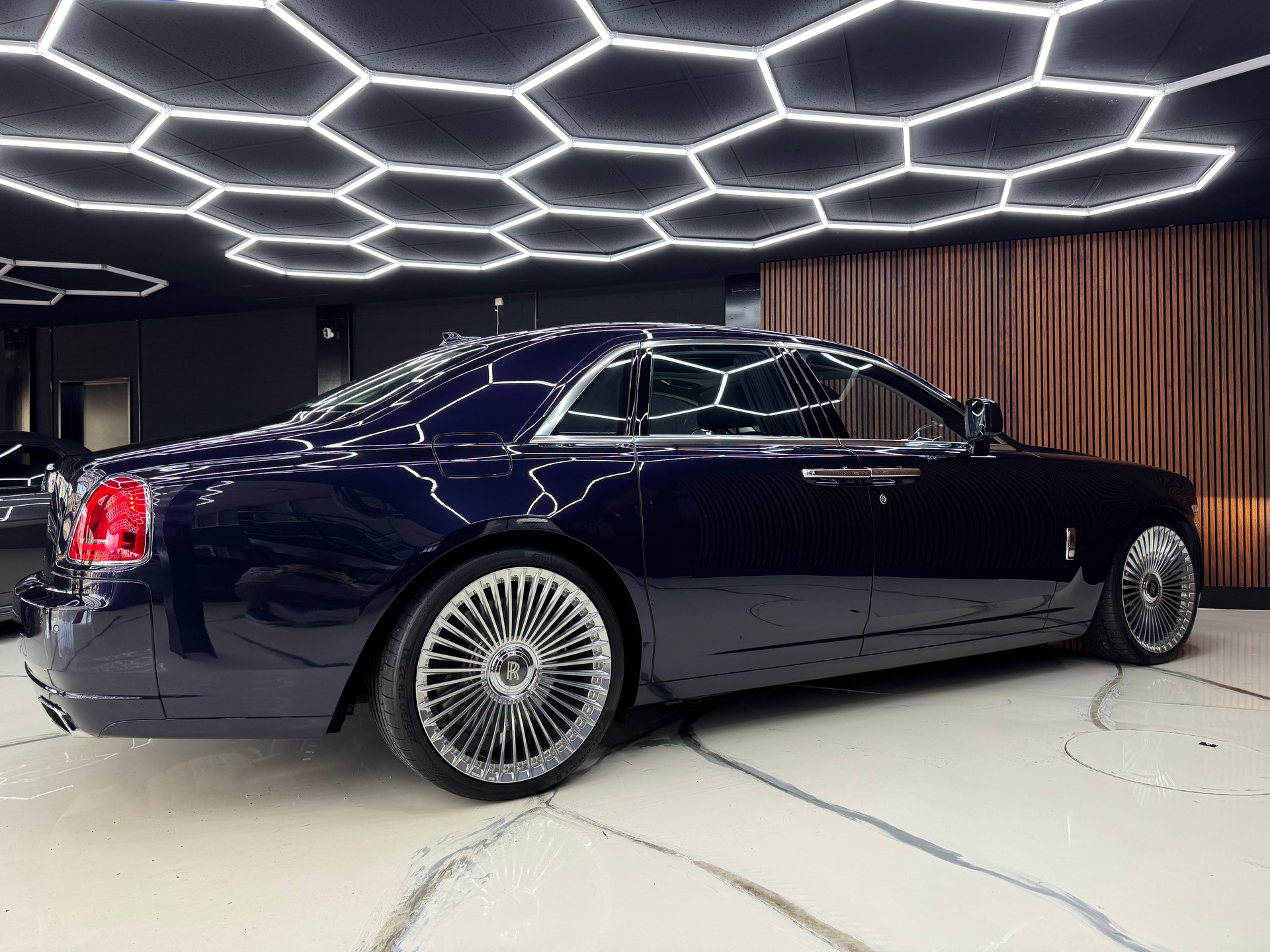 ROLLS-ROYCE GHOST-image-7