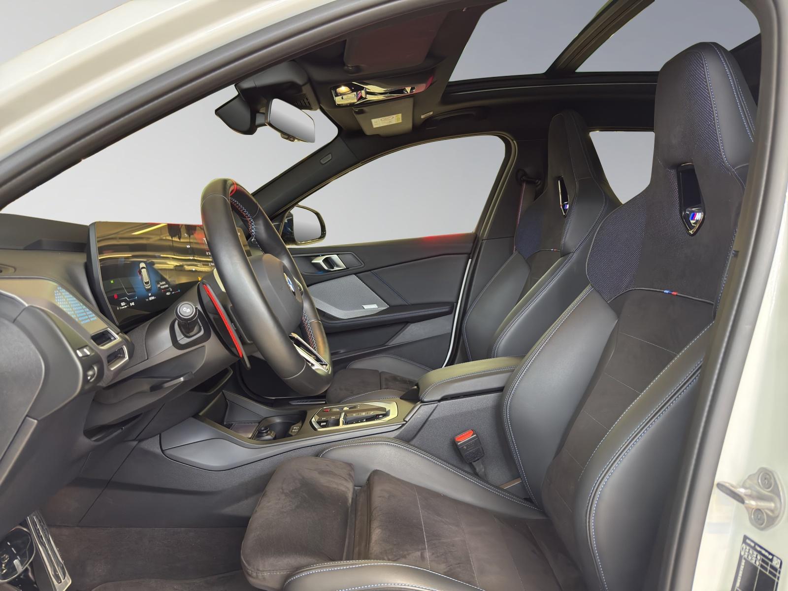 BMW M135i xDrive M-Sportpaket Pro-image-10
