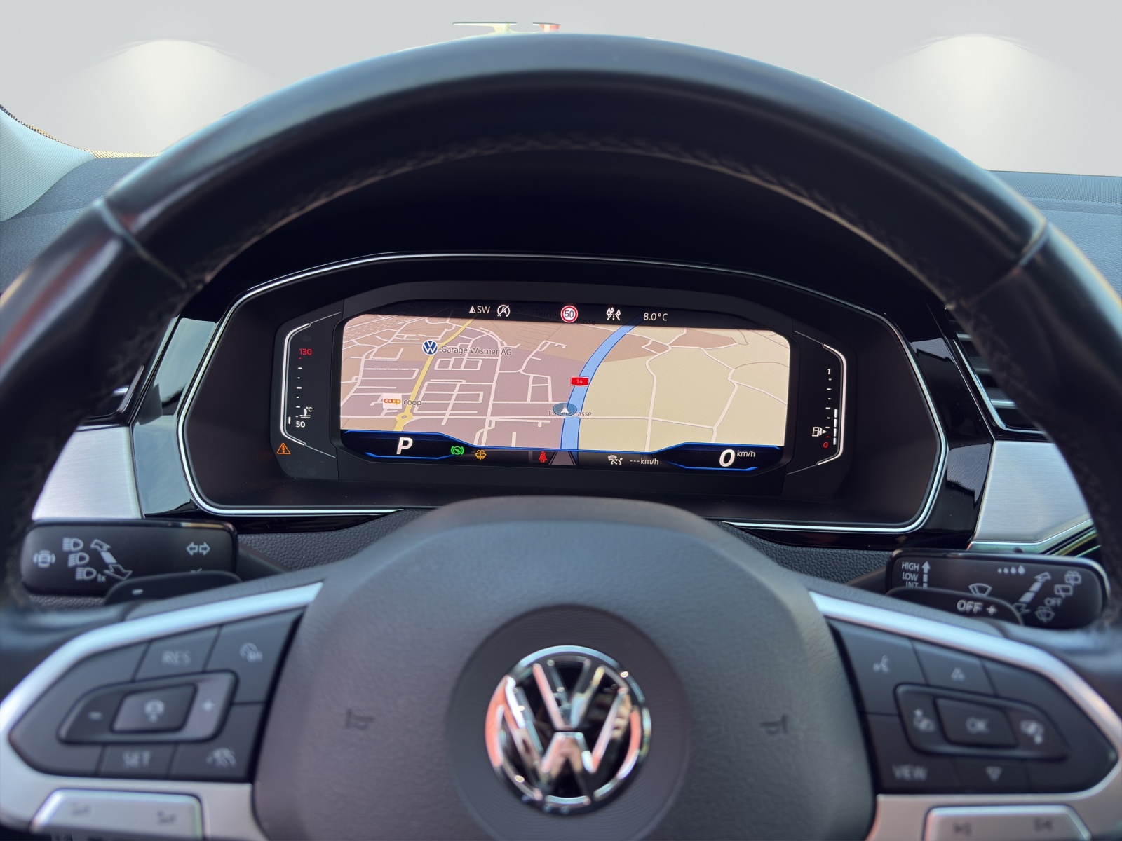 VW Passat 2.0 TDI BMT Elegance 4Motion DSG-image-5