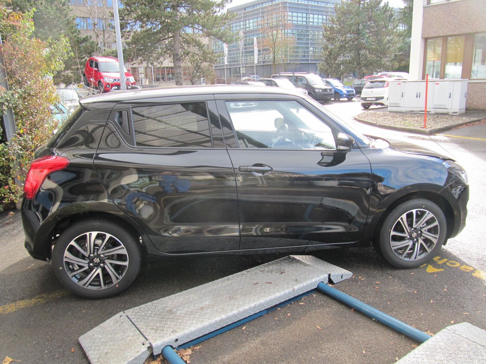 SUZUKI Swift 1.2 Compact Top Hybrid