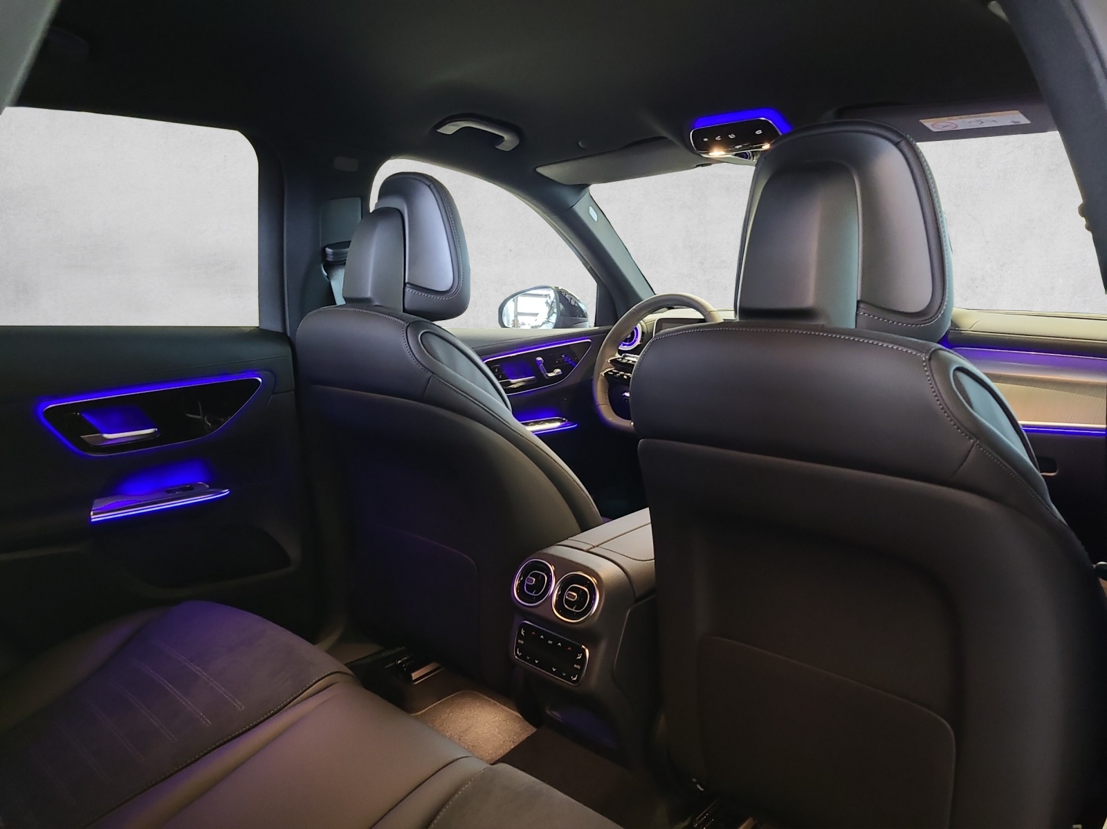 MERCEDES-BENZ GLC 220 d 4Matic 9G-Tronic-image-14