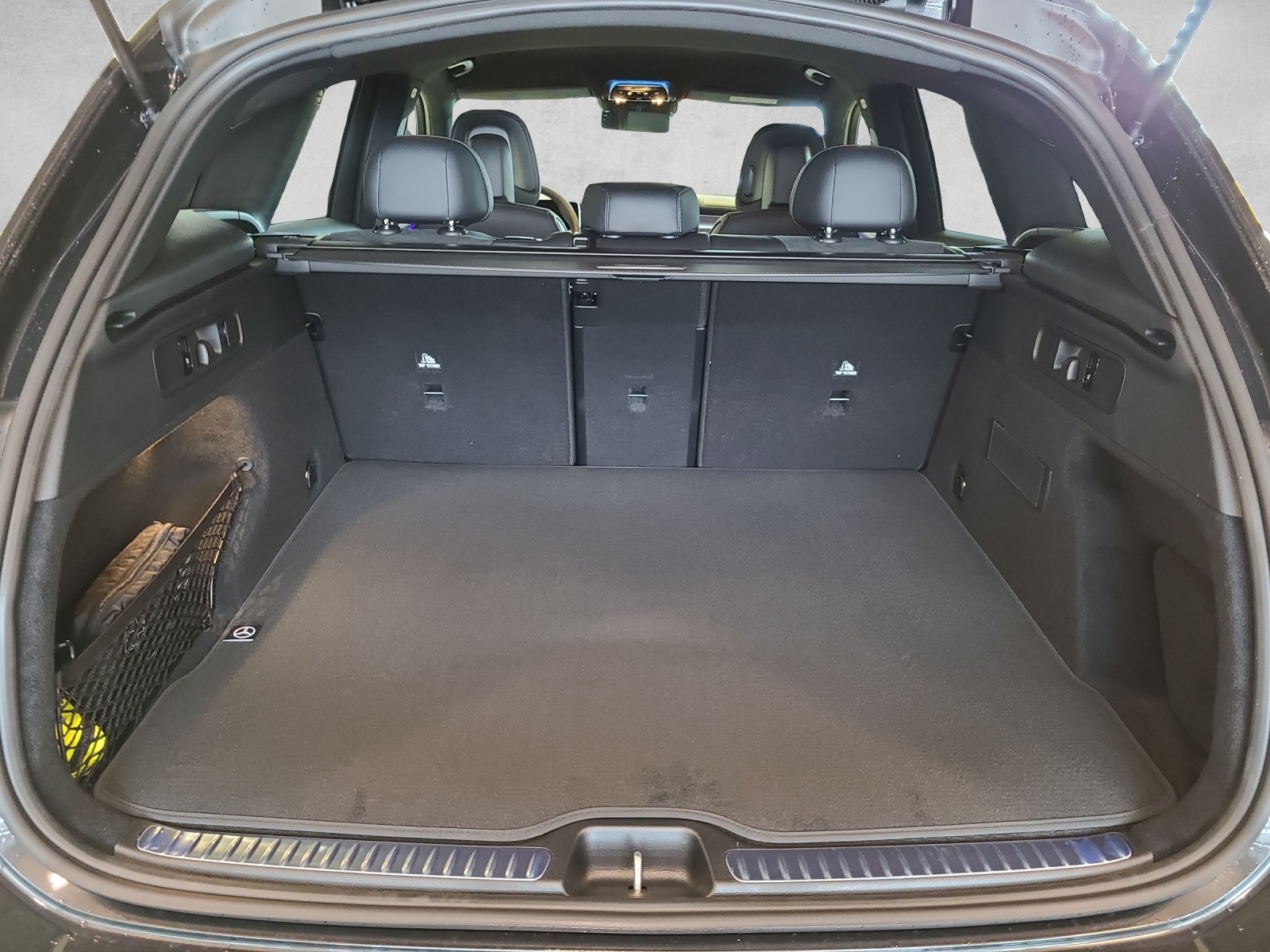 MERCEDES-BENZ GLC 220 d 4Matic 9G-Tronic-image-13