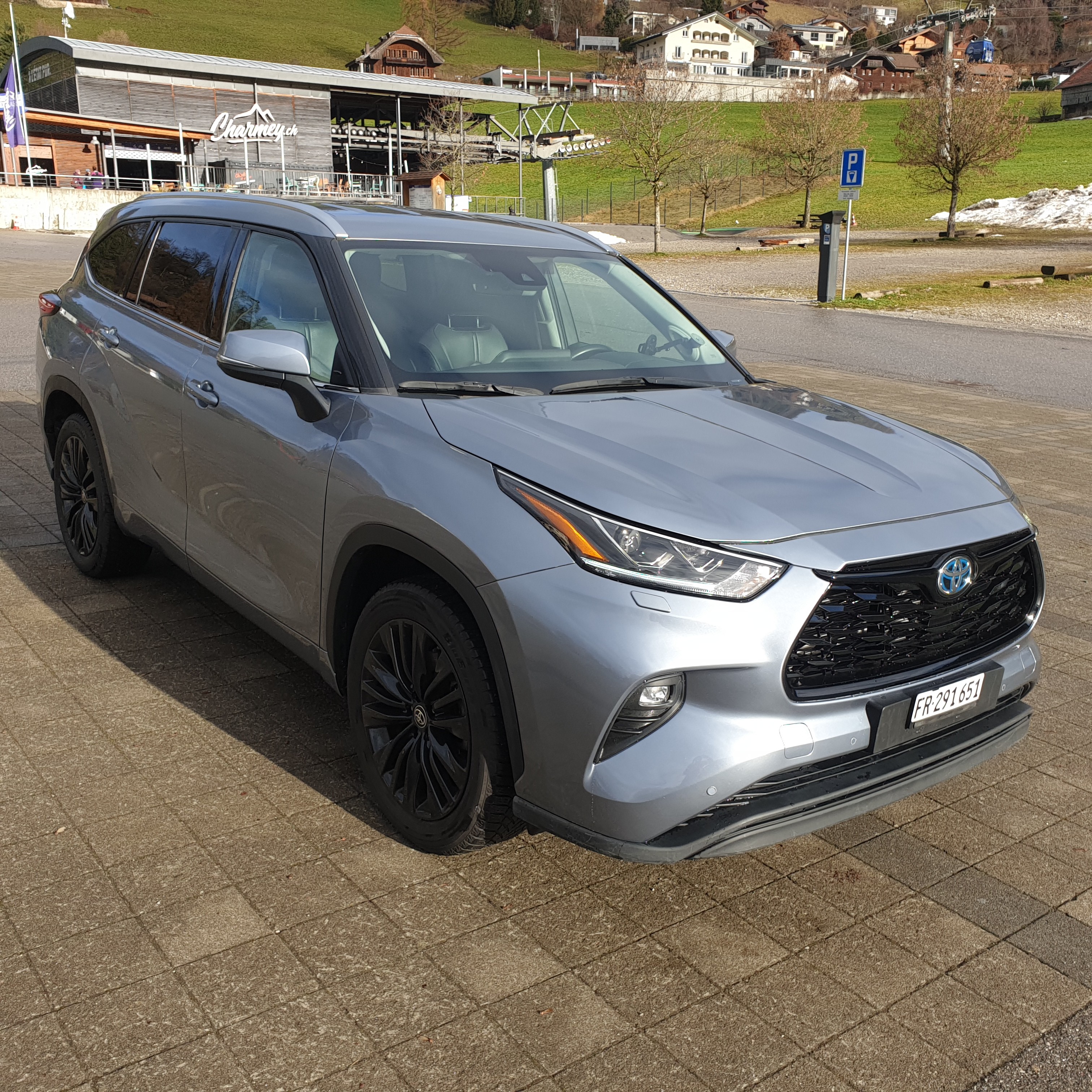 Car photo