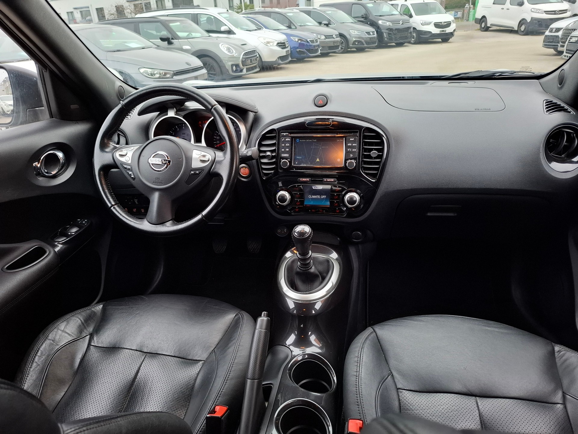 NISSAN Juke 1.2 DIG-T N-Connecta-image-9