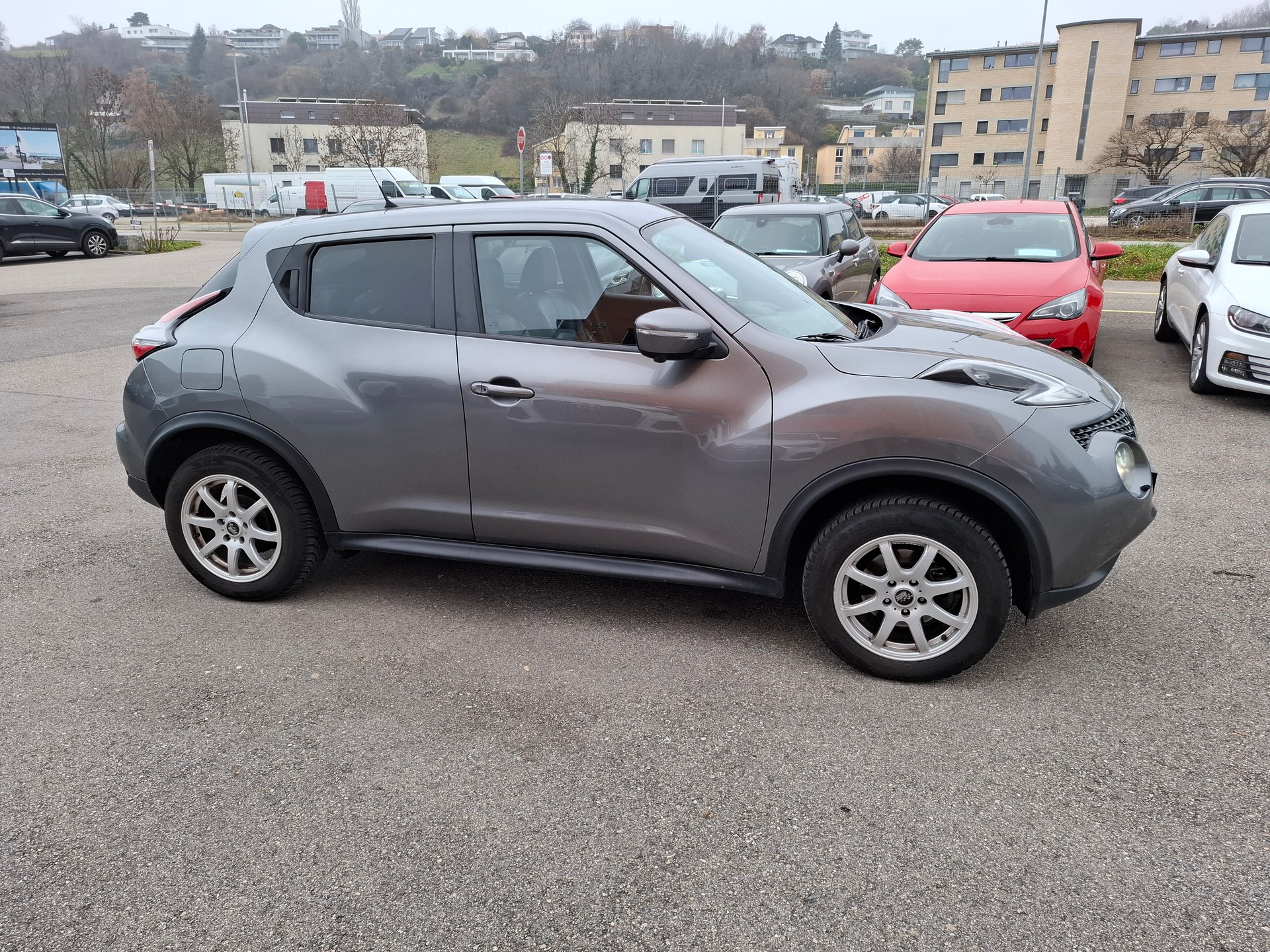 NISSAN Juke 1.2 DIG-T N-Connecta-image-5
