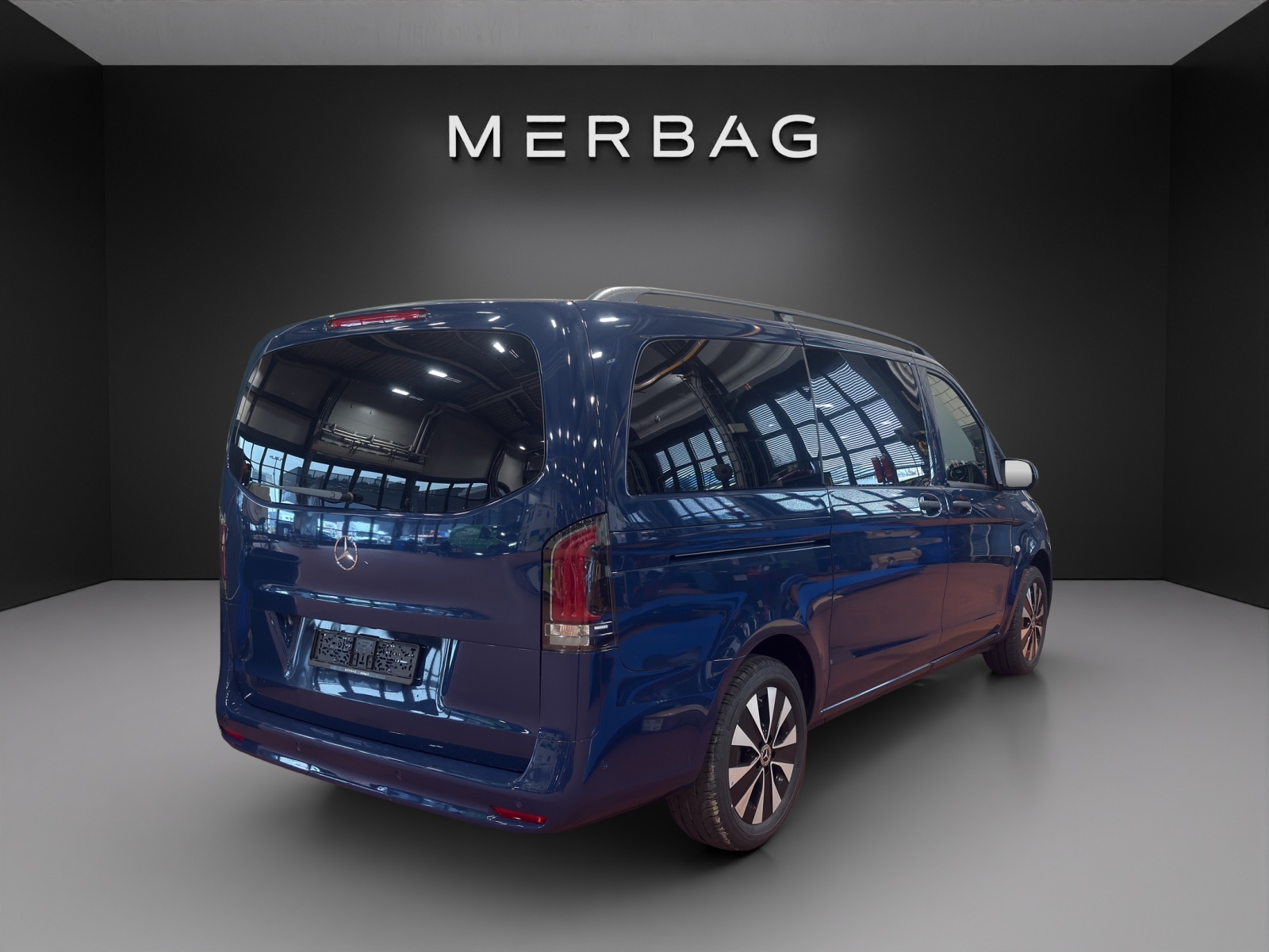 MERCEDES-BENZ Vito 116 CDI Lang Tourer 9G-Tronic 4M Select-image-1