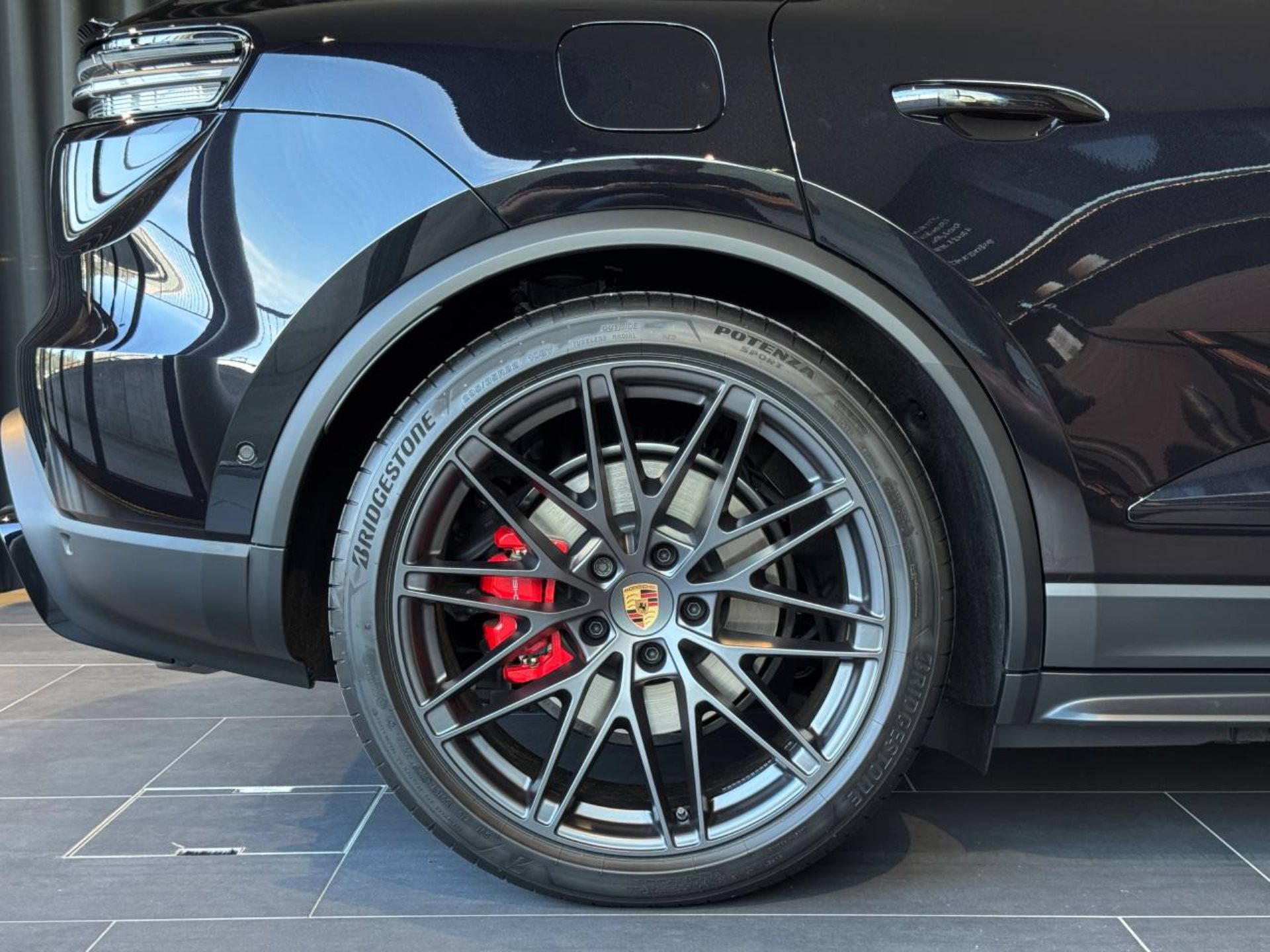 PORSCHE Macan GTS-image-12
