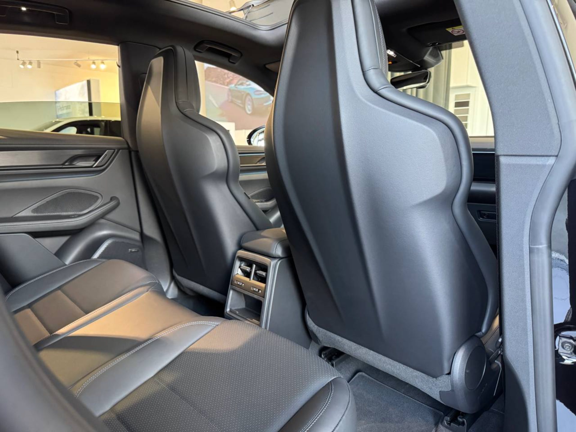 PORSCHE Macan GTS-image-31