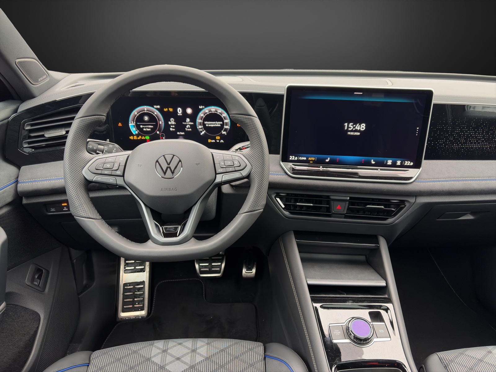 VW Tiguan 2.0 TDI SCR R-Line 4Motion DSG-image-9