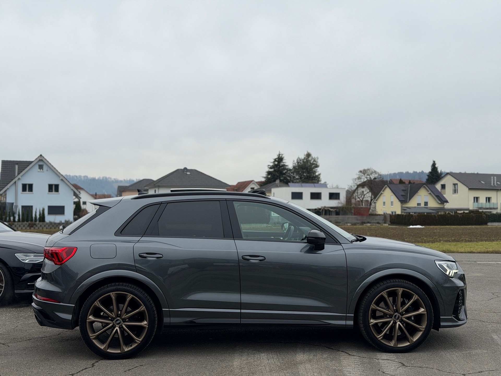 AUDI RS Q3 2.5 TFSI quattro S tronic-image-11