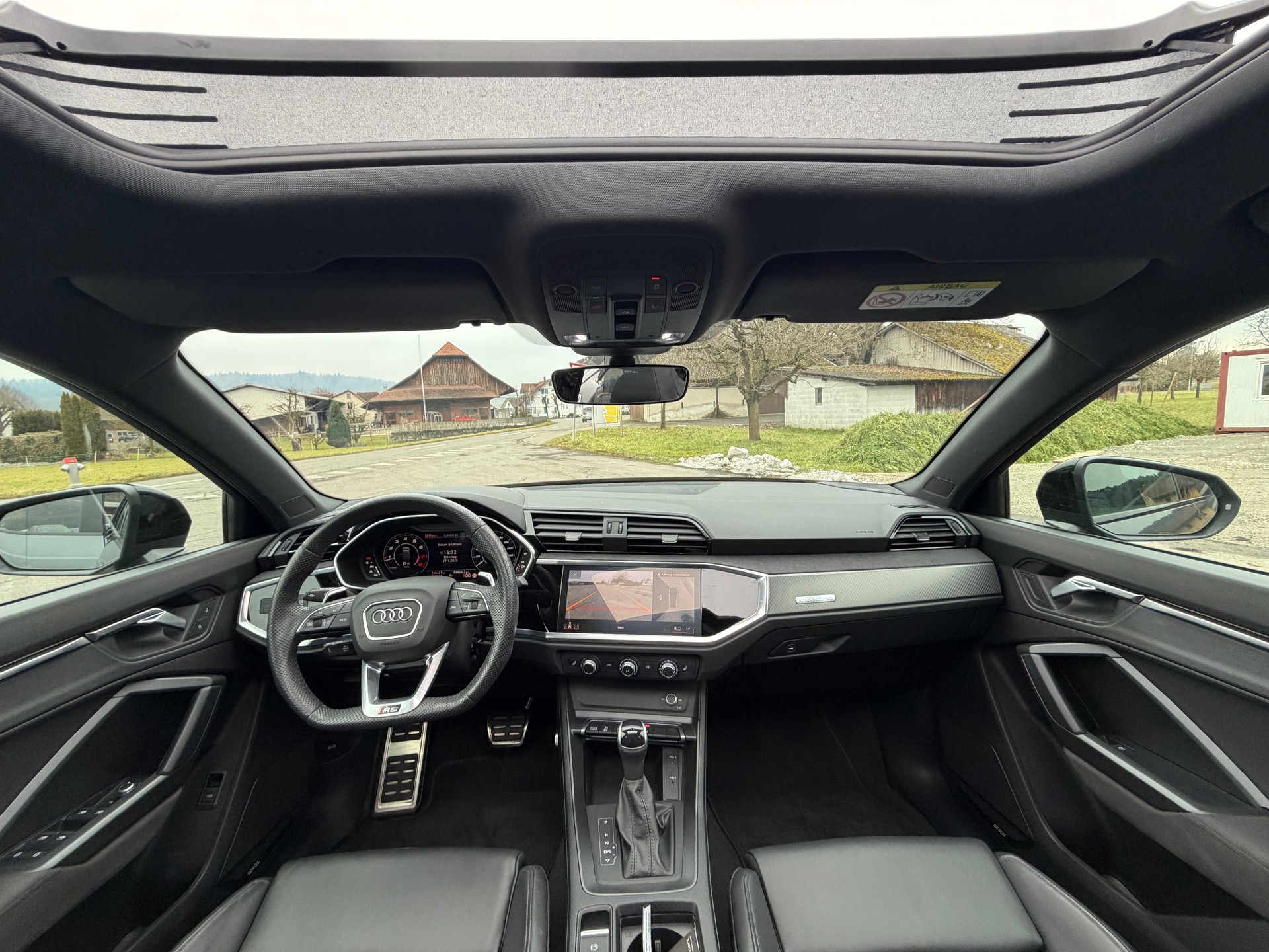 AUDI RS Q3 2.5 TFSI quattro S tronic-image-6