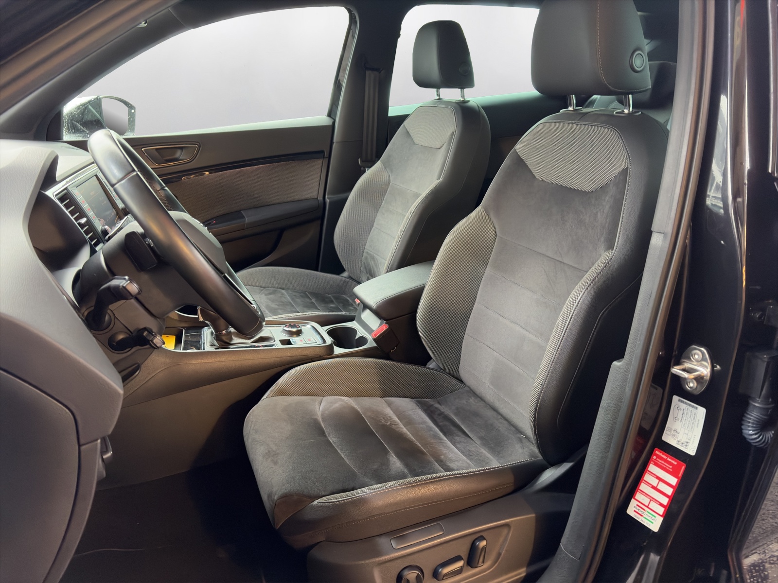 SEAT Ateca 2.0 TDI CR Xcellence 4Drive DSG-image-9