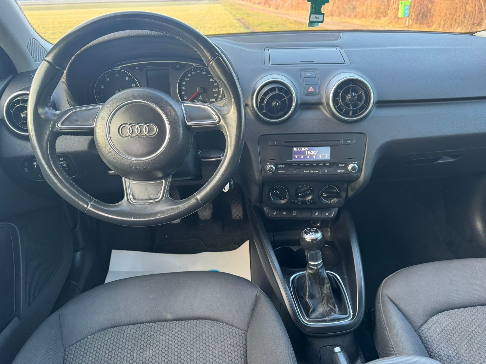 AUDI A1 Sportback 1.2 TFSI-image-15