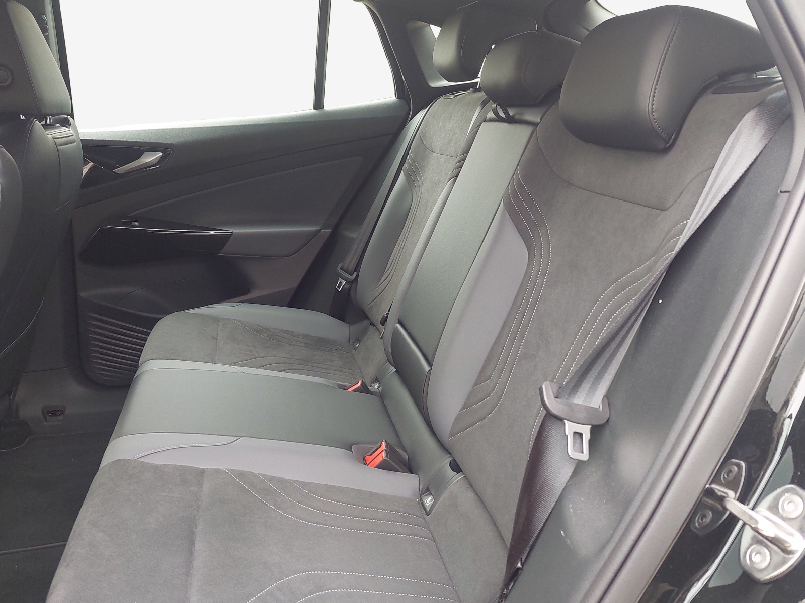 VW ID.5 Pro Performance 77 kWh-image-12