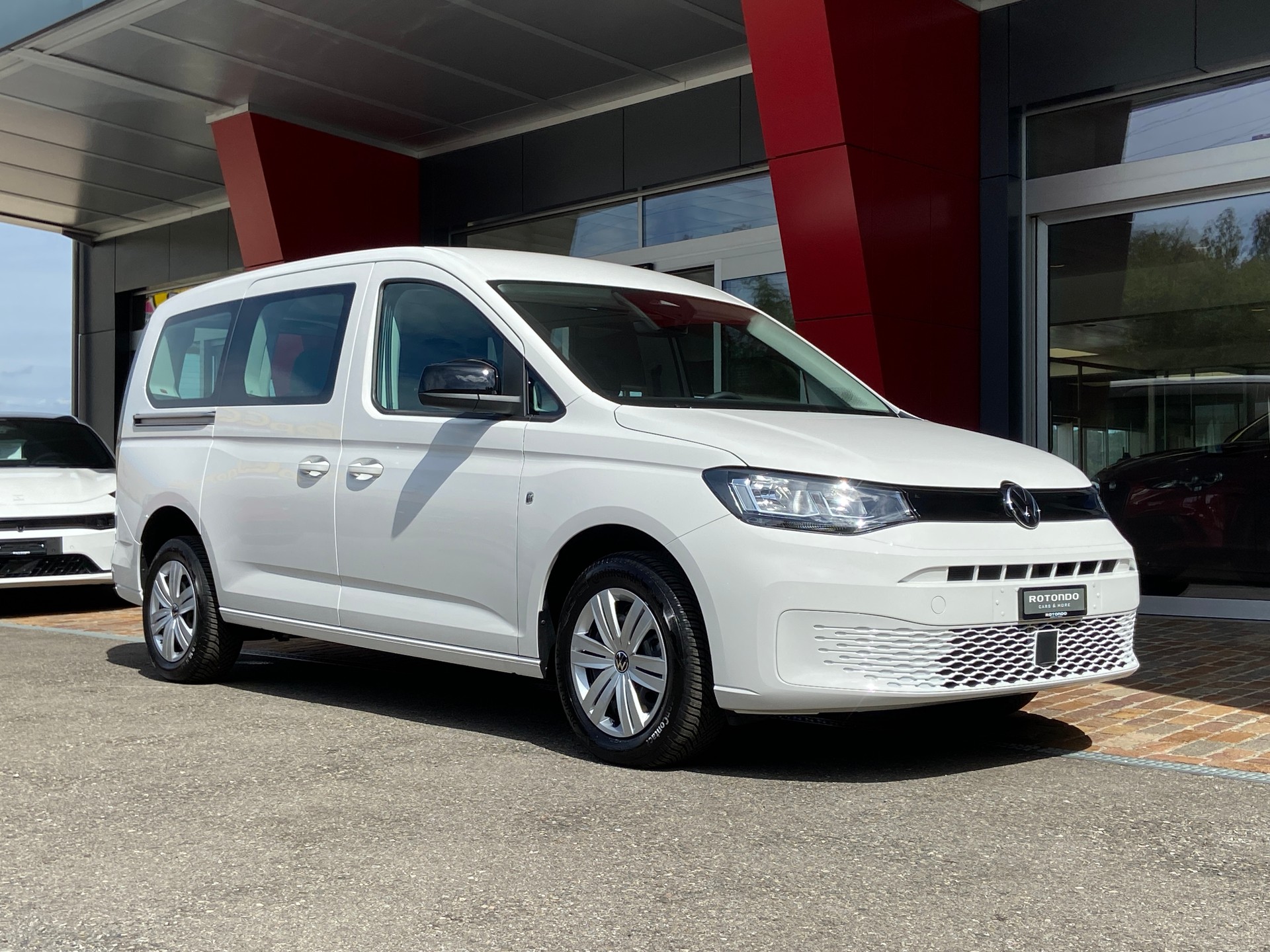 VW Caddy Maxi Kombi 2.0 TDi DSG Rollstuhltransport 5+1 Plätze-image-20