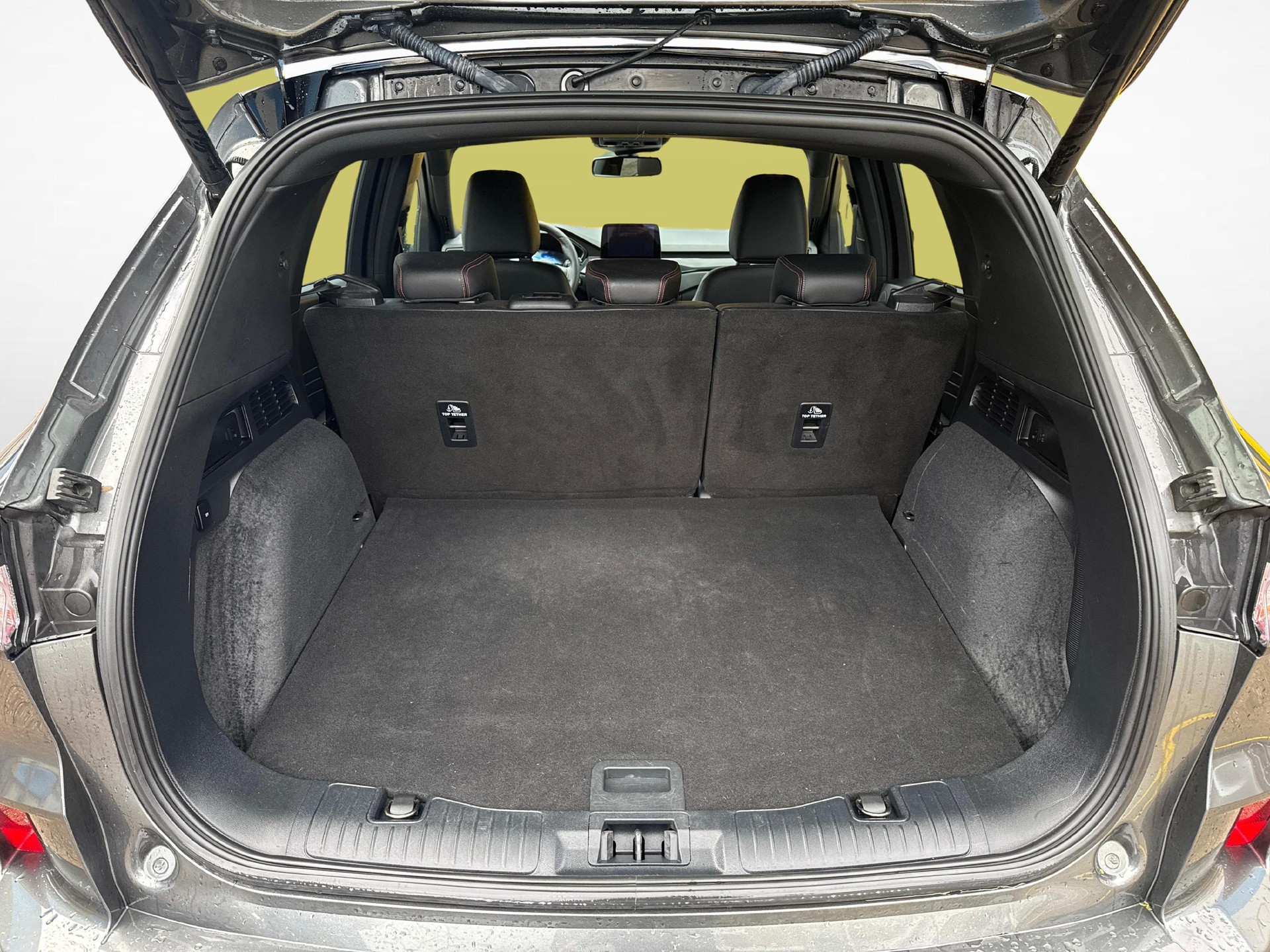 FORD Kuga 2.5 Plug-in Hybrid ST-Line X-image-11