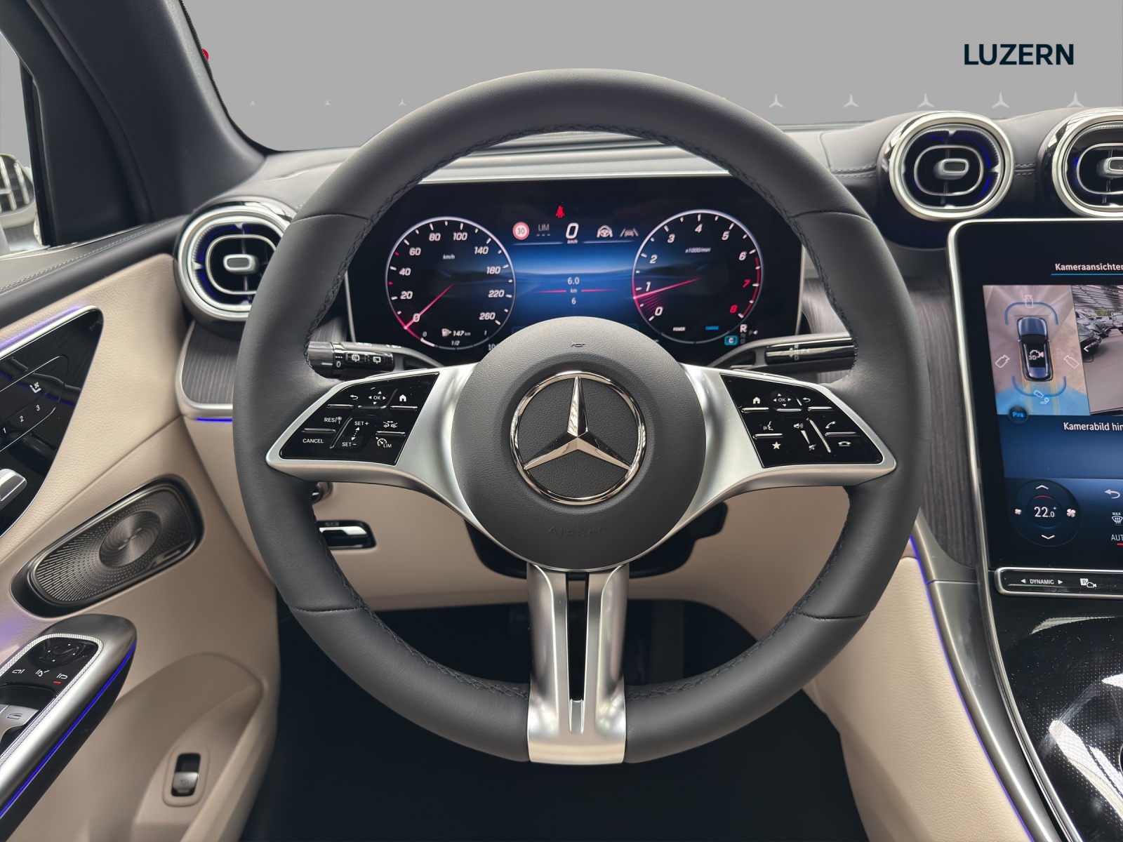 MERCEDES-BENZ GLC 200 4Matic 9G-Tronic-image-9