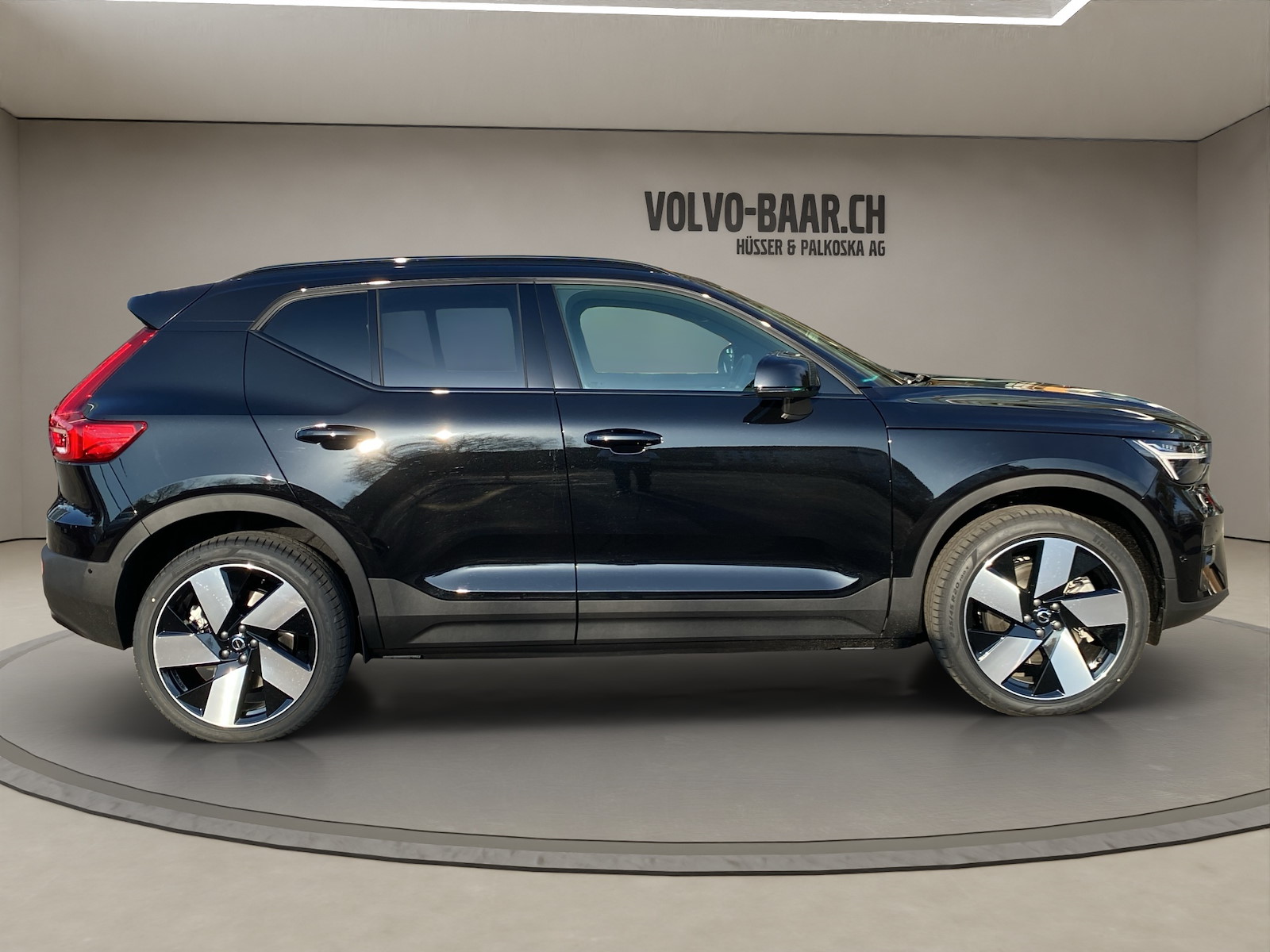 VOLVO EX40 Twin XCENTRIC Edition AWD-image-5