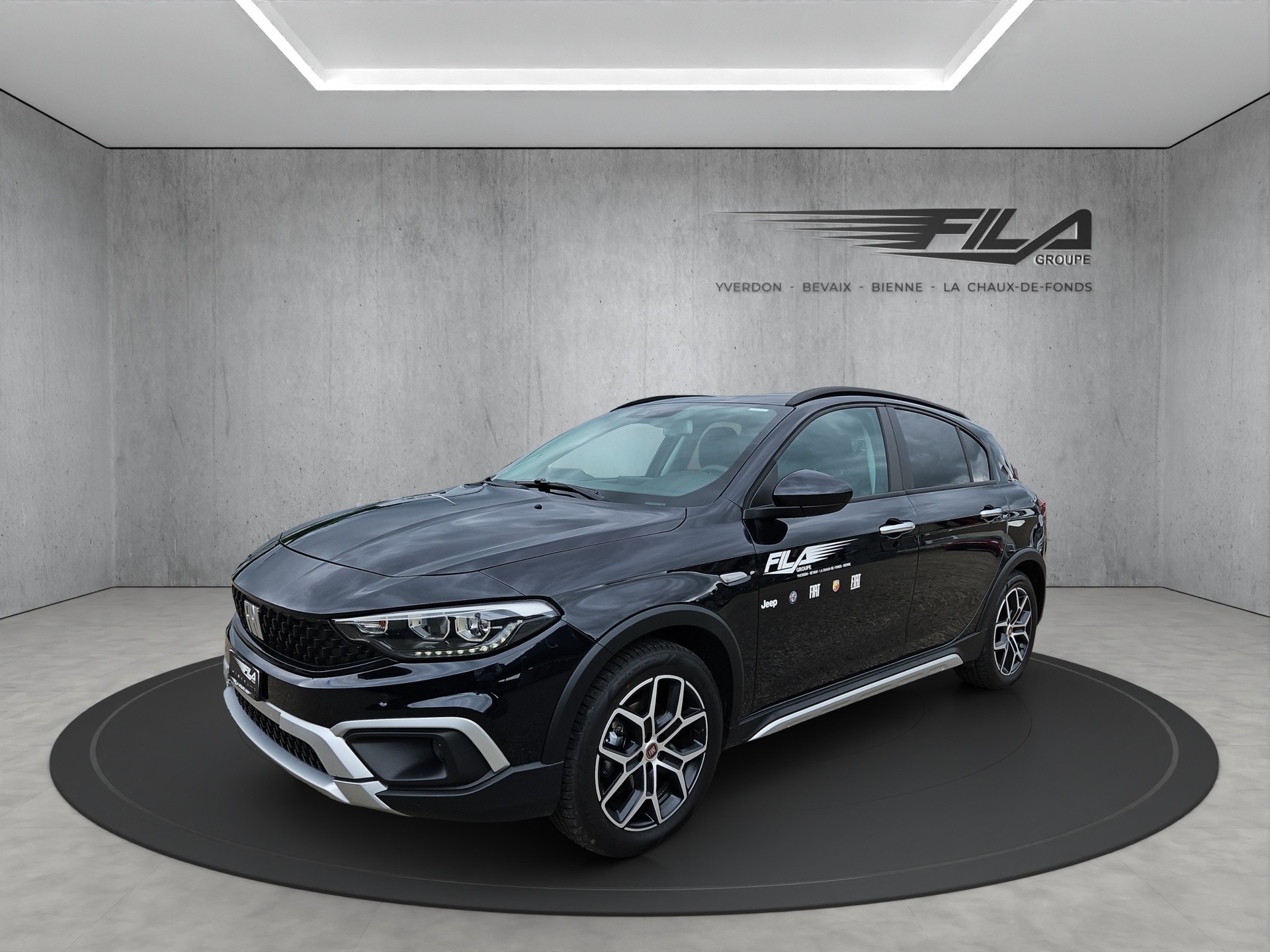 FIAT TIPO 1.5 130cv hyb. Cros-image-0