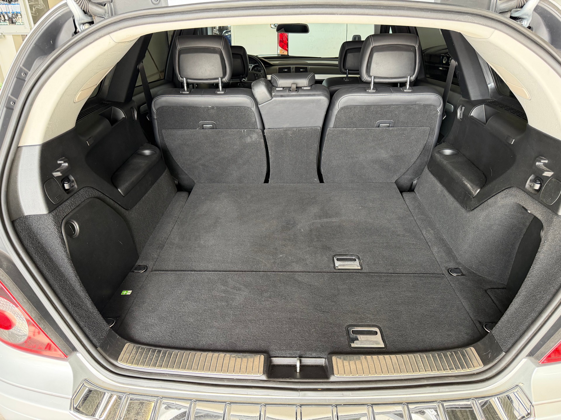 MERCEDES-BENZ R 500 4Matic 7G-Tronic-image-21