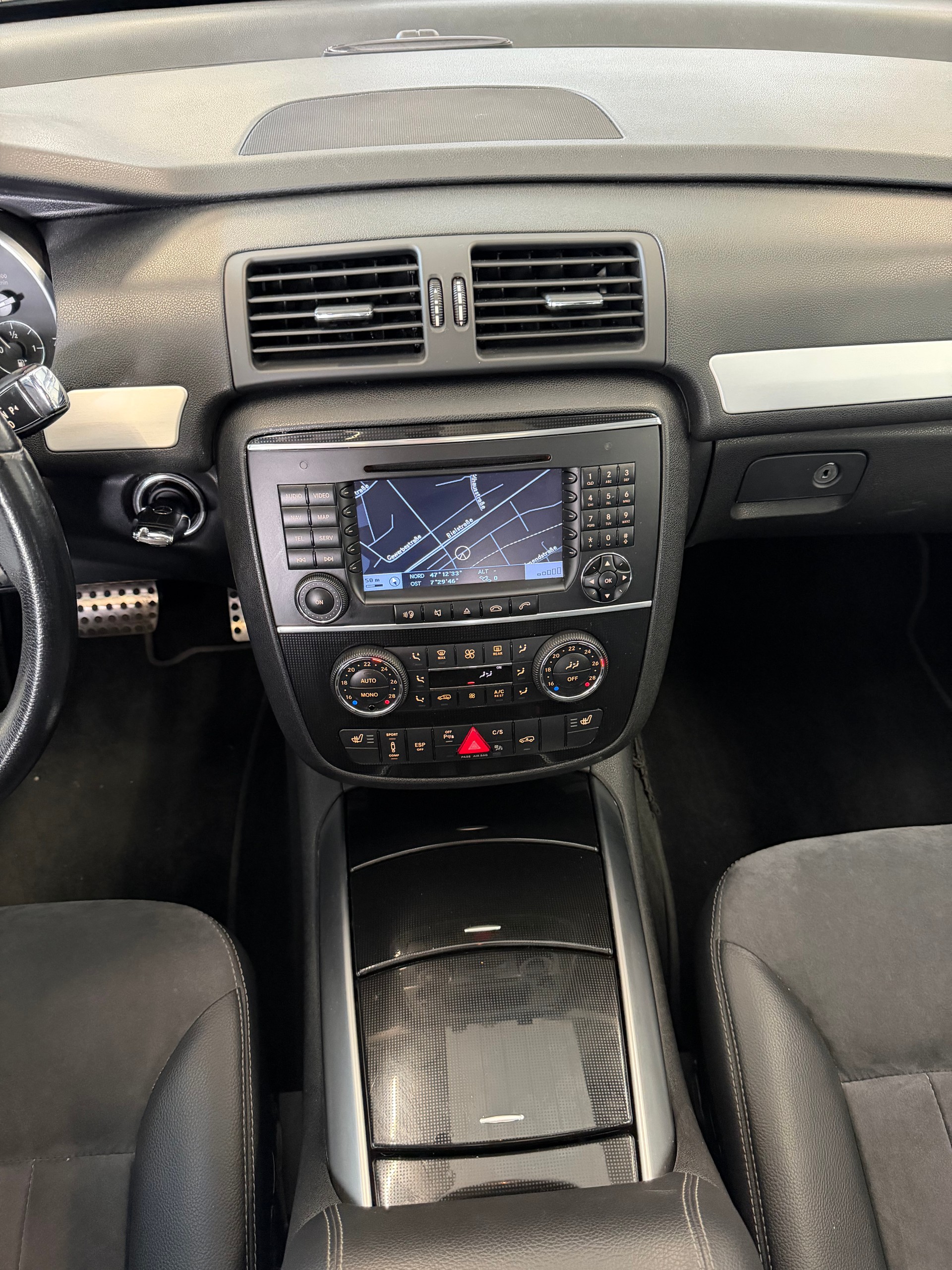 MERCEDES-BENZ R 500 4Matic 7G-Tronic-image-12