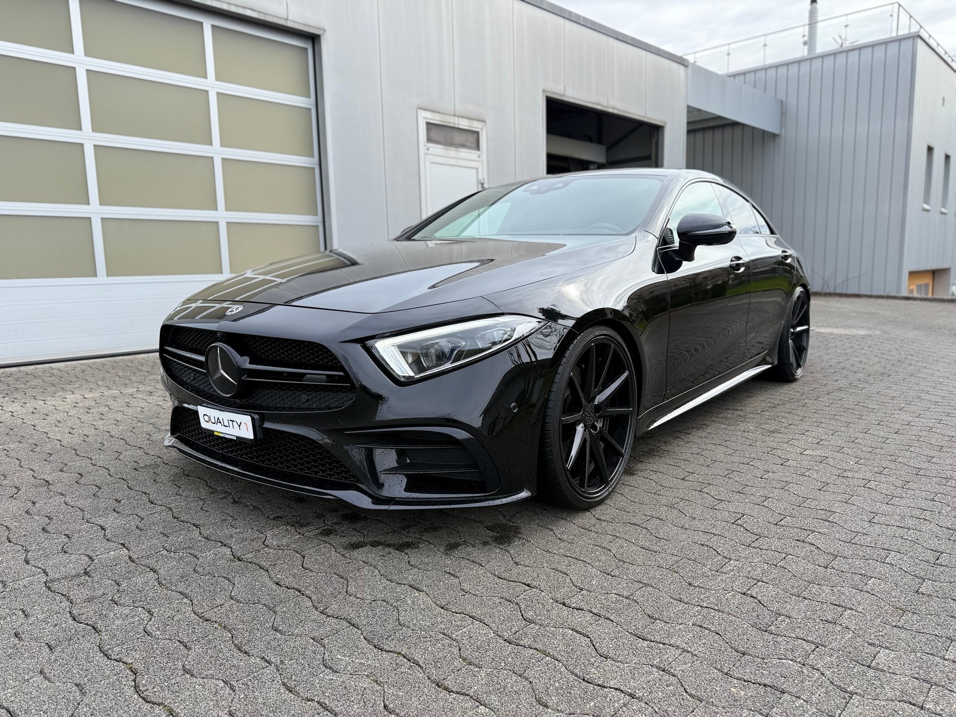 MERCEDES-BENZ CLS 53 AMG 4 Matic+ Edition1-showroom-element-3