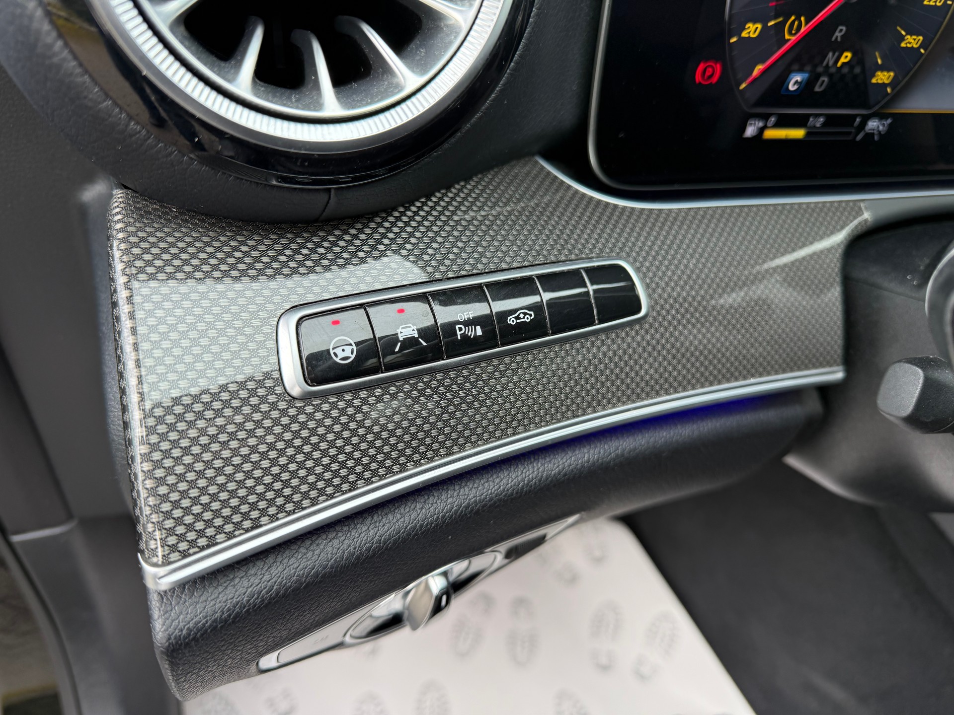 MERCEDES-BENZ CLS 53 AMG 4 Matic+ Edition1-image-23