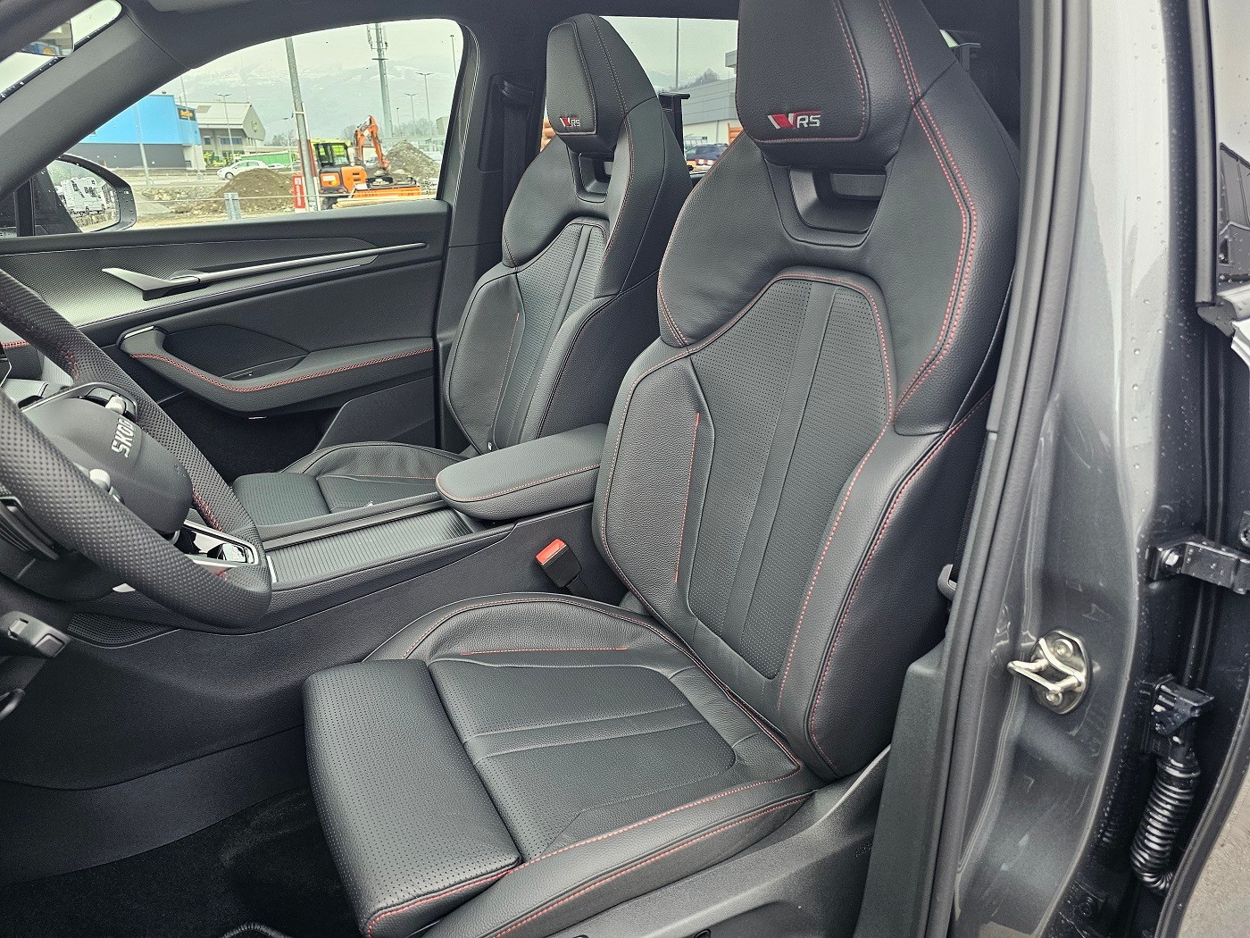 SKODA Kodiaq 2.0 TSI RS 4x4-image-8