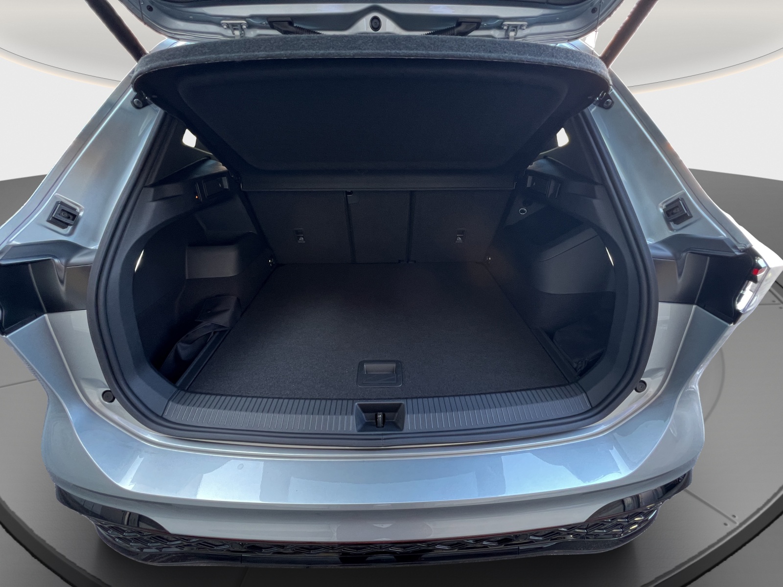 VW Tiguan 2.0 TSI DSG R-Line 4Motion-image-12